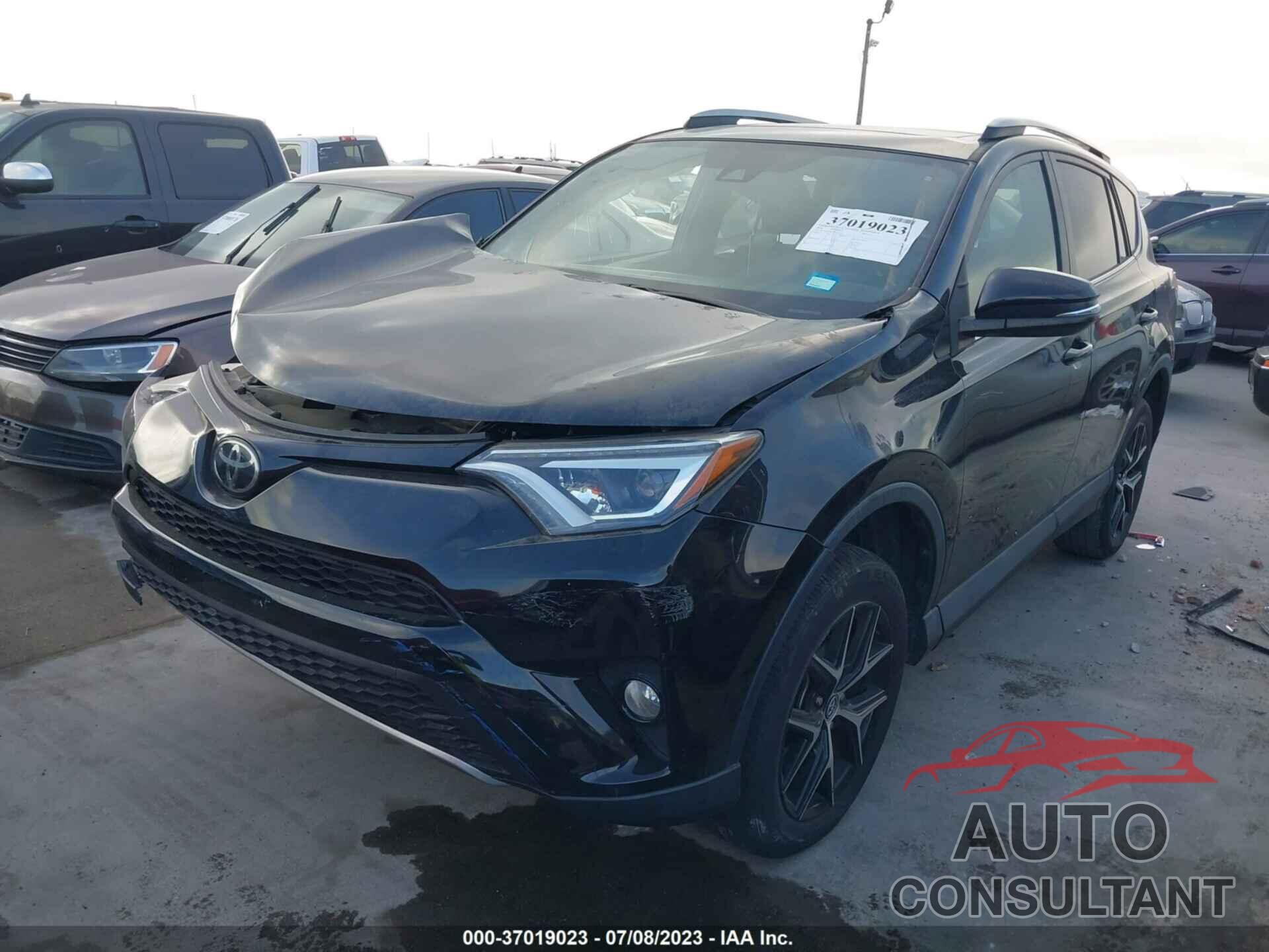 TOYOTA RAV4 2018 - 2T3NFREV9JW452555