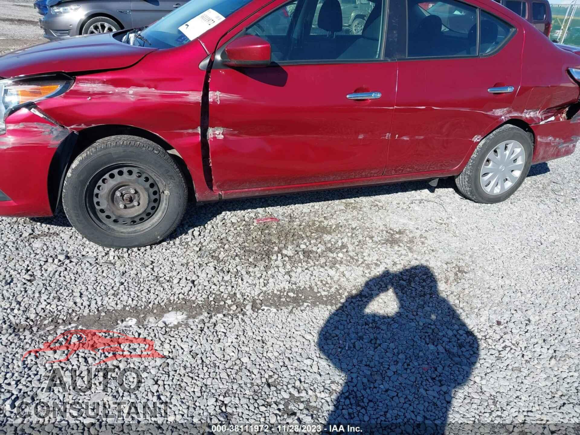 NISSAN VERSA 2019 - 3N1CN7AP3KL859630