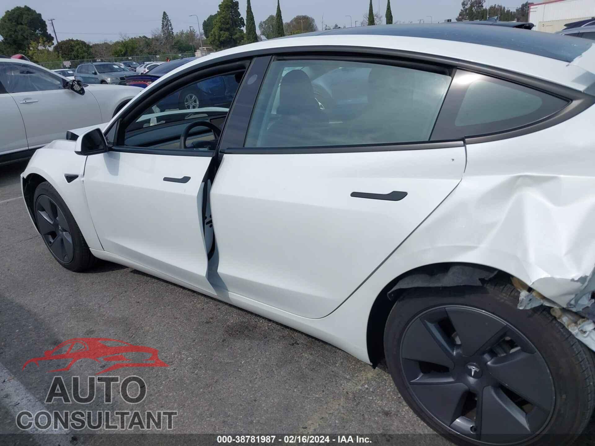 TESLA MODEL 3 2021 - 5YJ3E1EA4MF977140