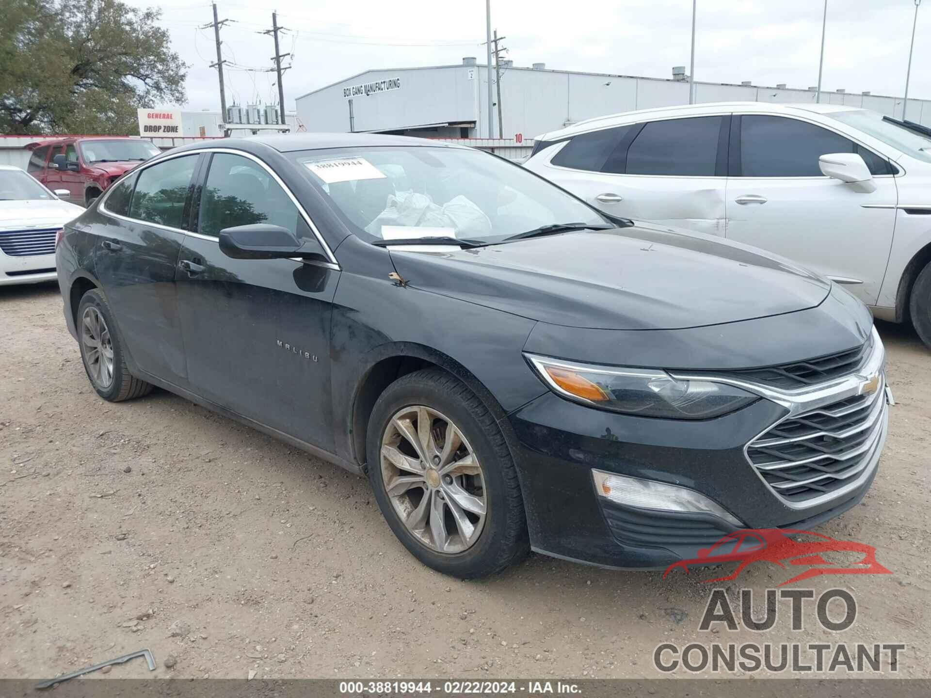 CHEVROLET MALIBU 2022 - 1G1ZD5ST9NF154834