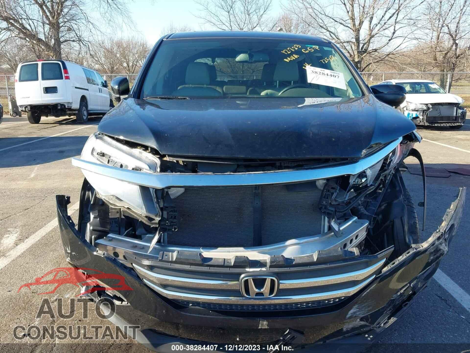 HONDA PILOT 2017 - 5FNYF6H55HB098086