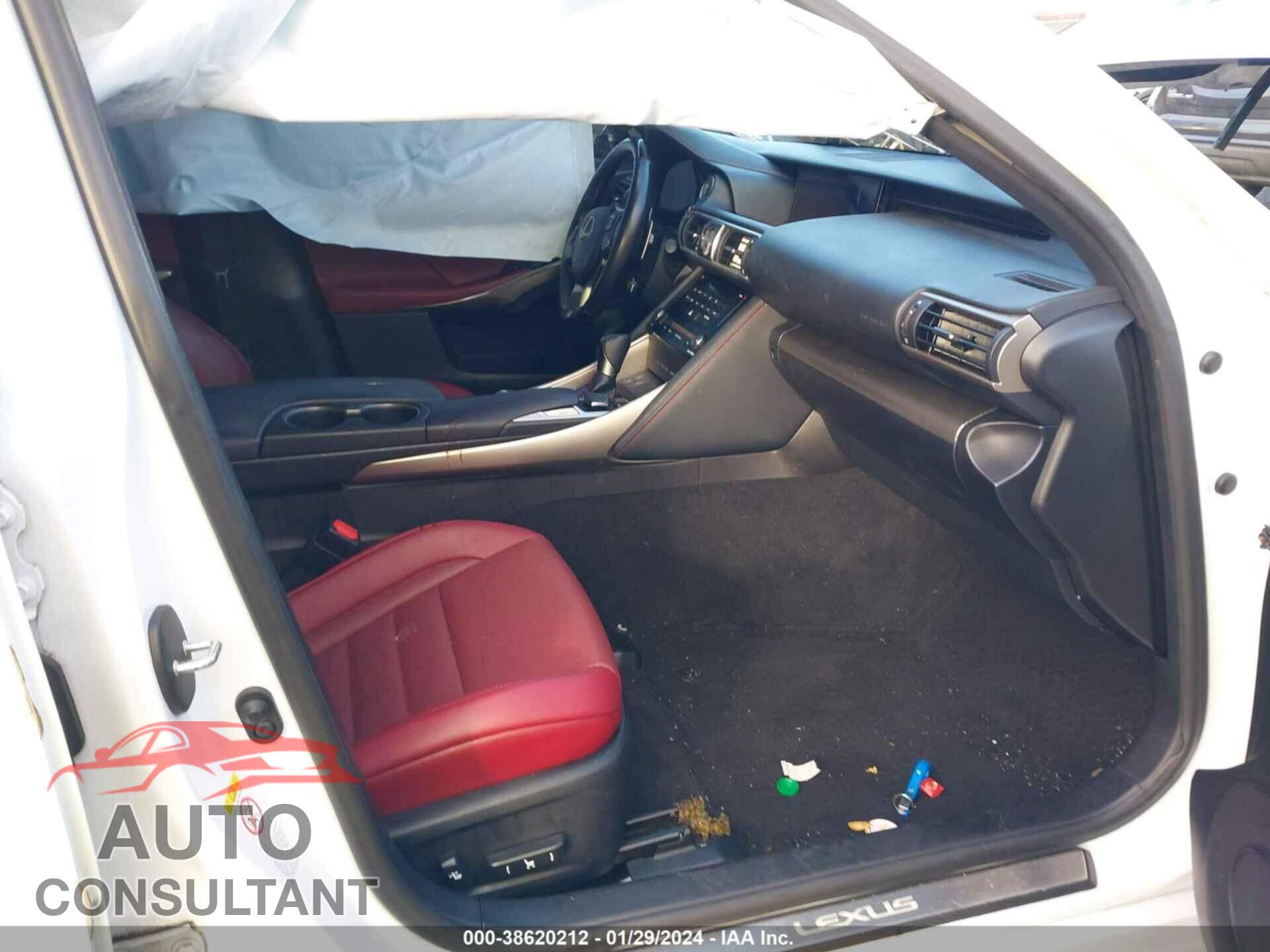 LEXUS IS 2017 - JTHCM1D24H5018534