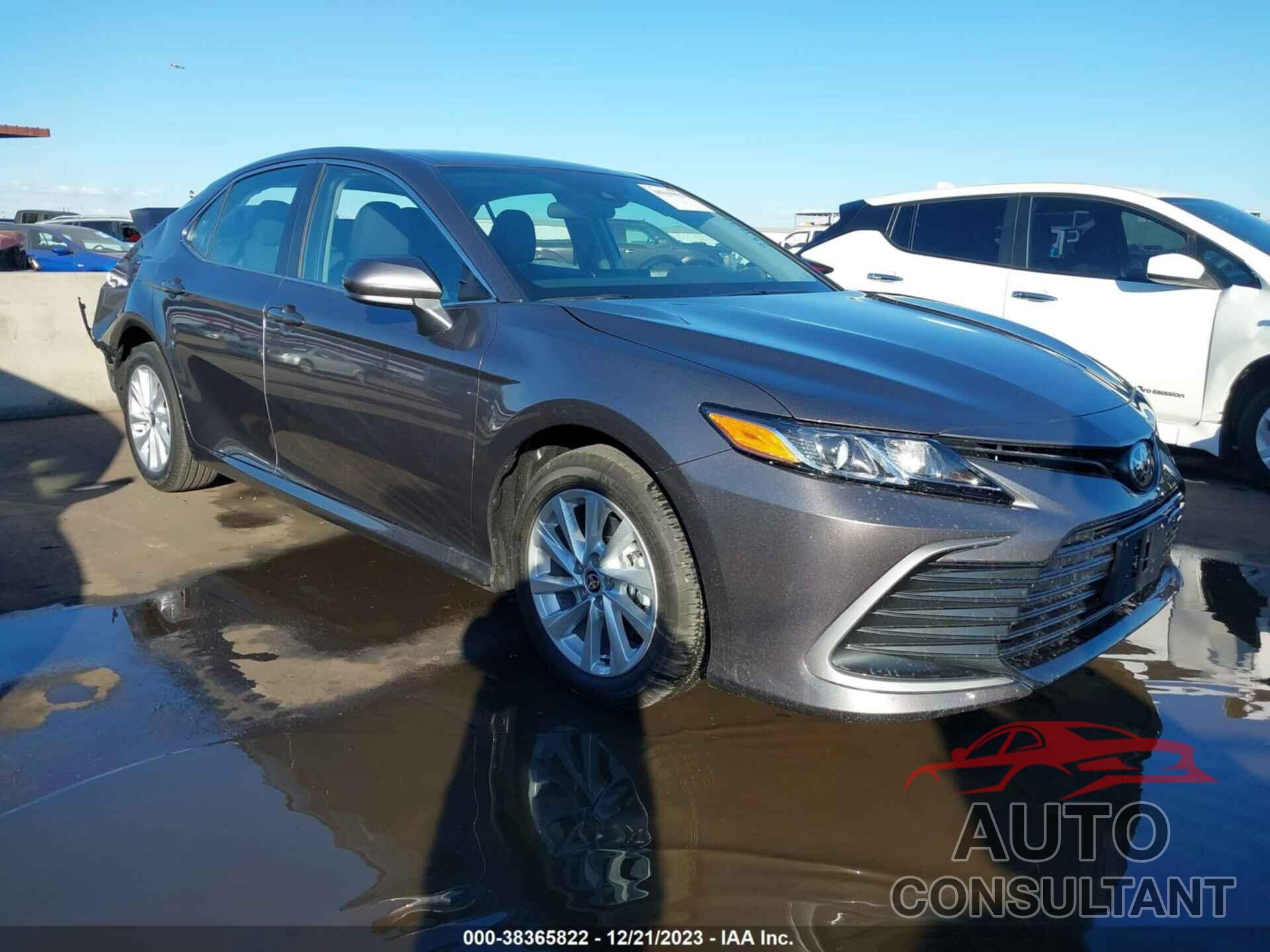 TOYOTA CAMRY 2024 - 4T1C11AK8RU212579