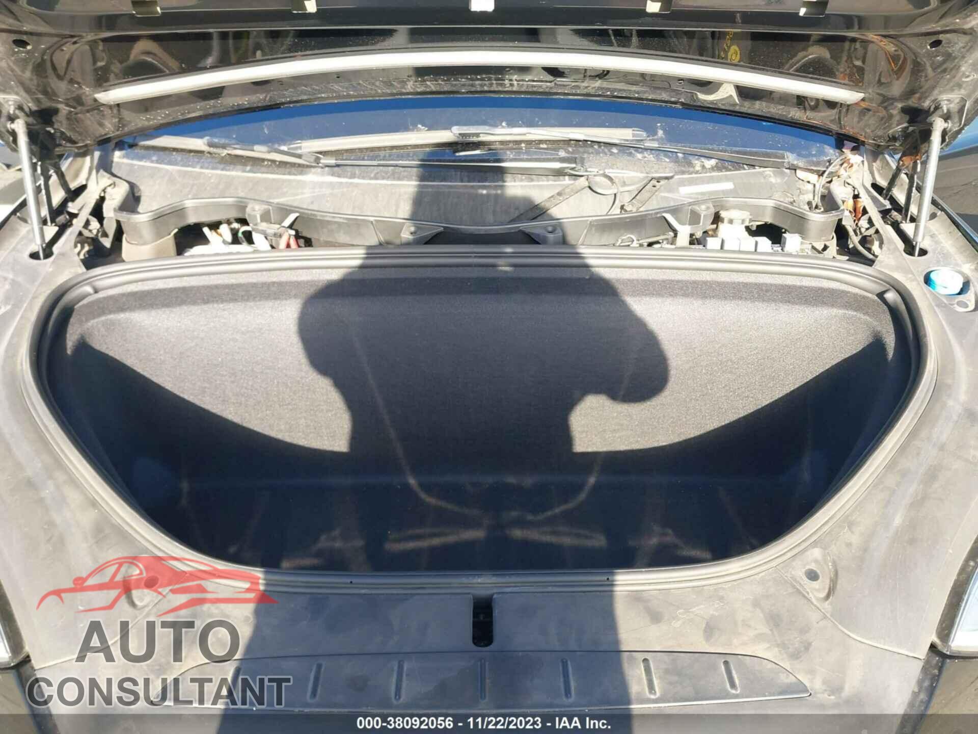 TESLA MODEL X 2017 - 5YJXCBE21HF055257