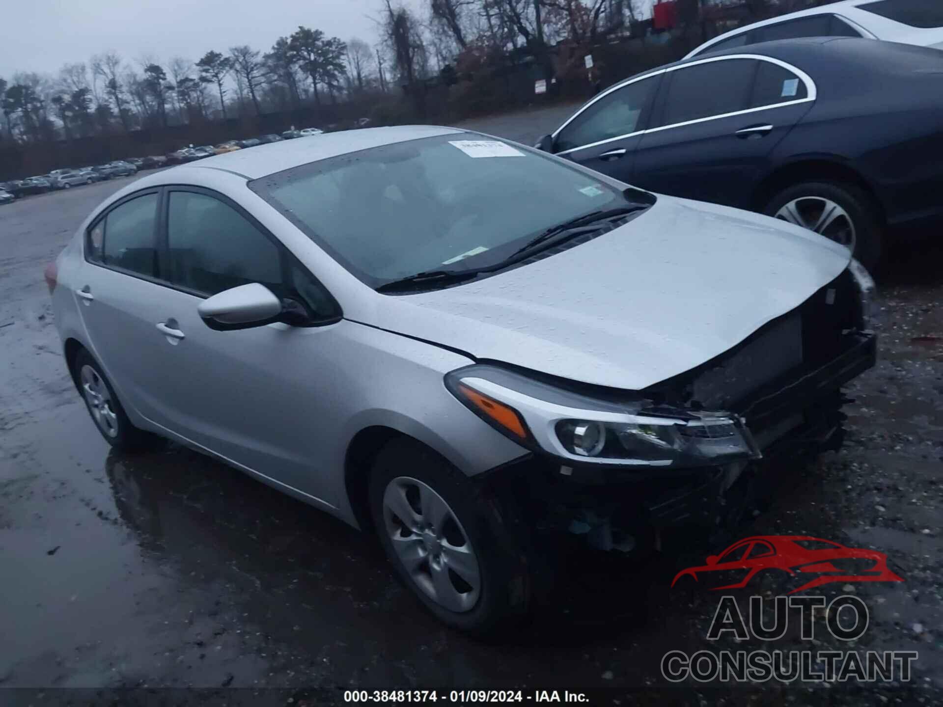 KIA FORTE 2018 - 3KPFK4A73JE228767