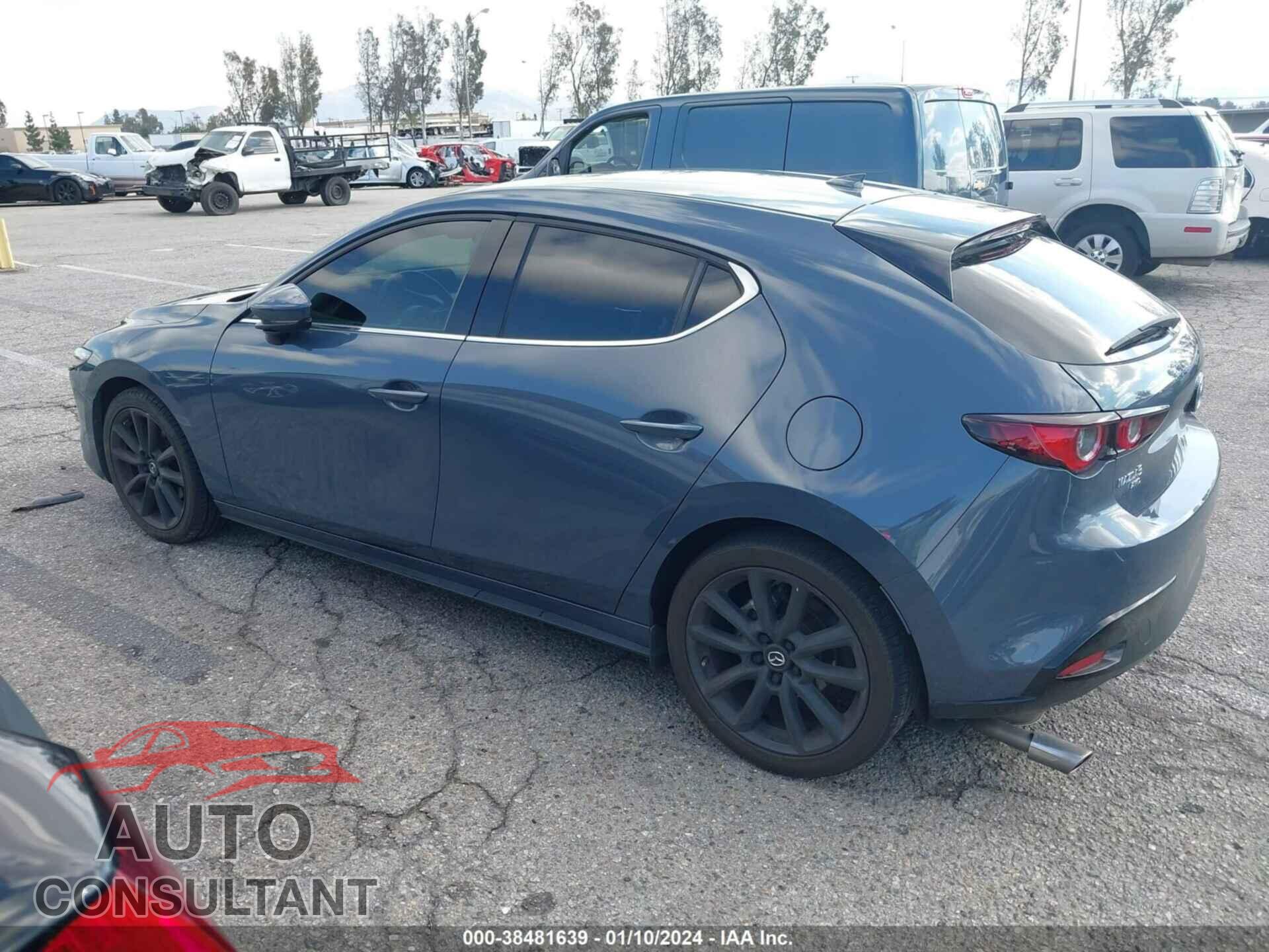 MAZDA 3 2022 - JM1BPBML7N1505765