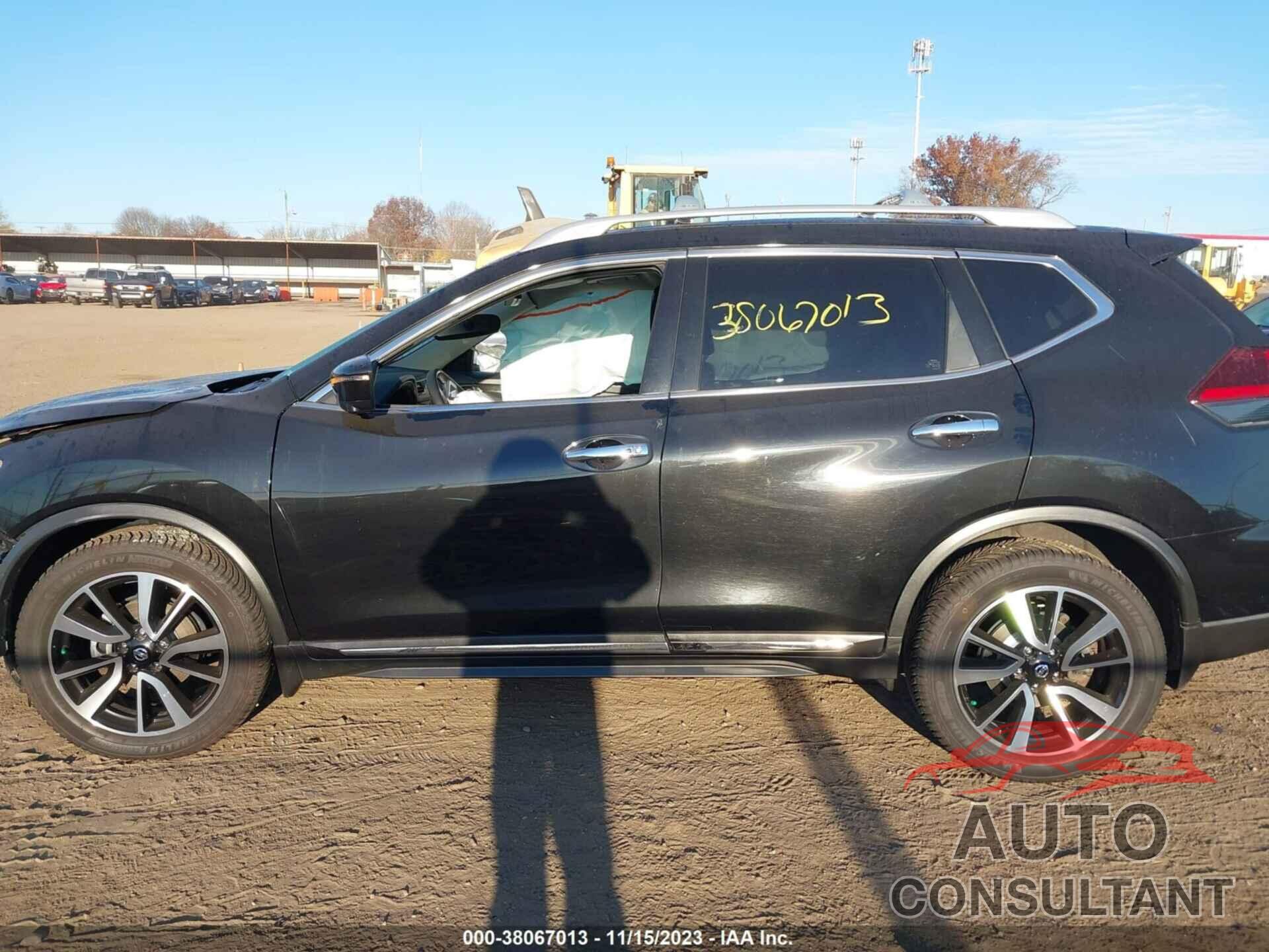 NISSAN ROGUE 2018 - JN8AT2MV3JW343157