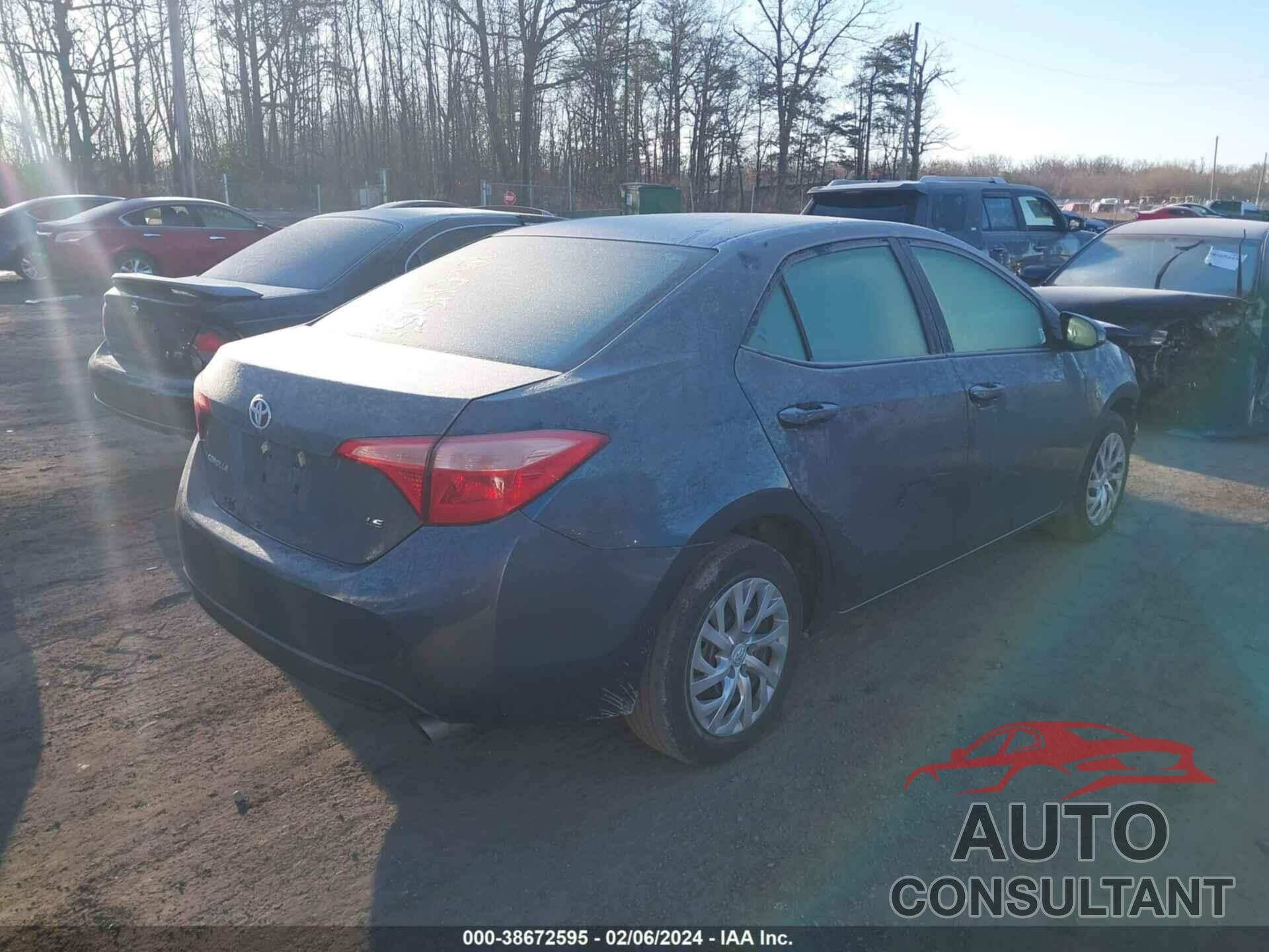 TOYOTA COROLLA 2018 - 2T1BURHEXJC087656