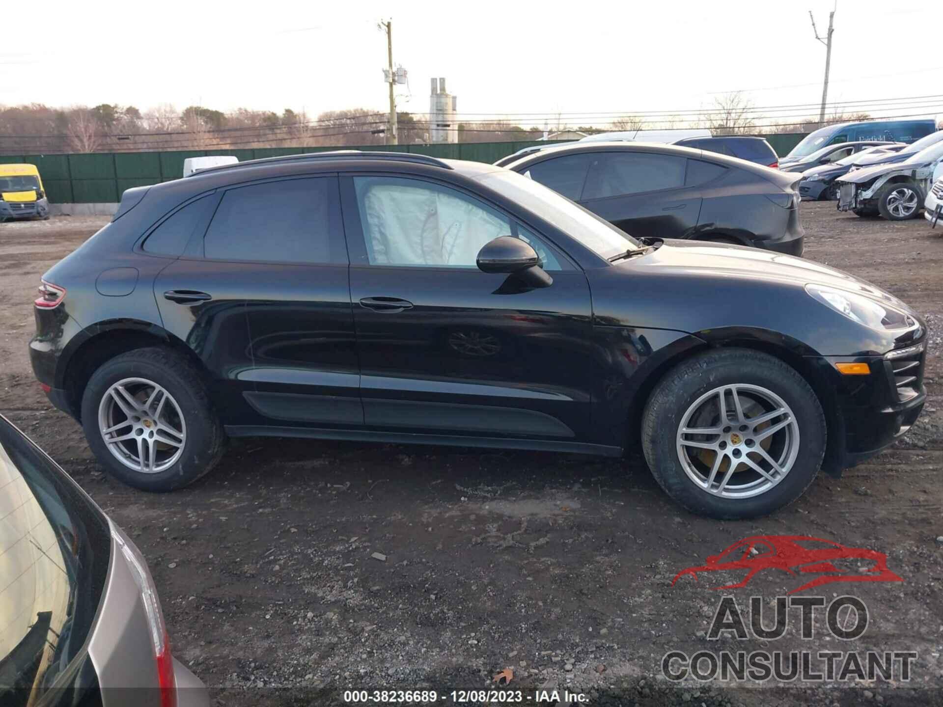 PORSCHE MACAN 2018 - WP1AA2A50JLB08639