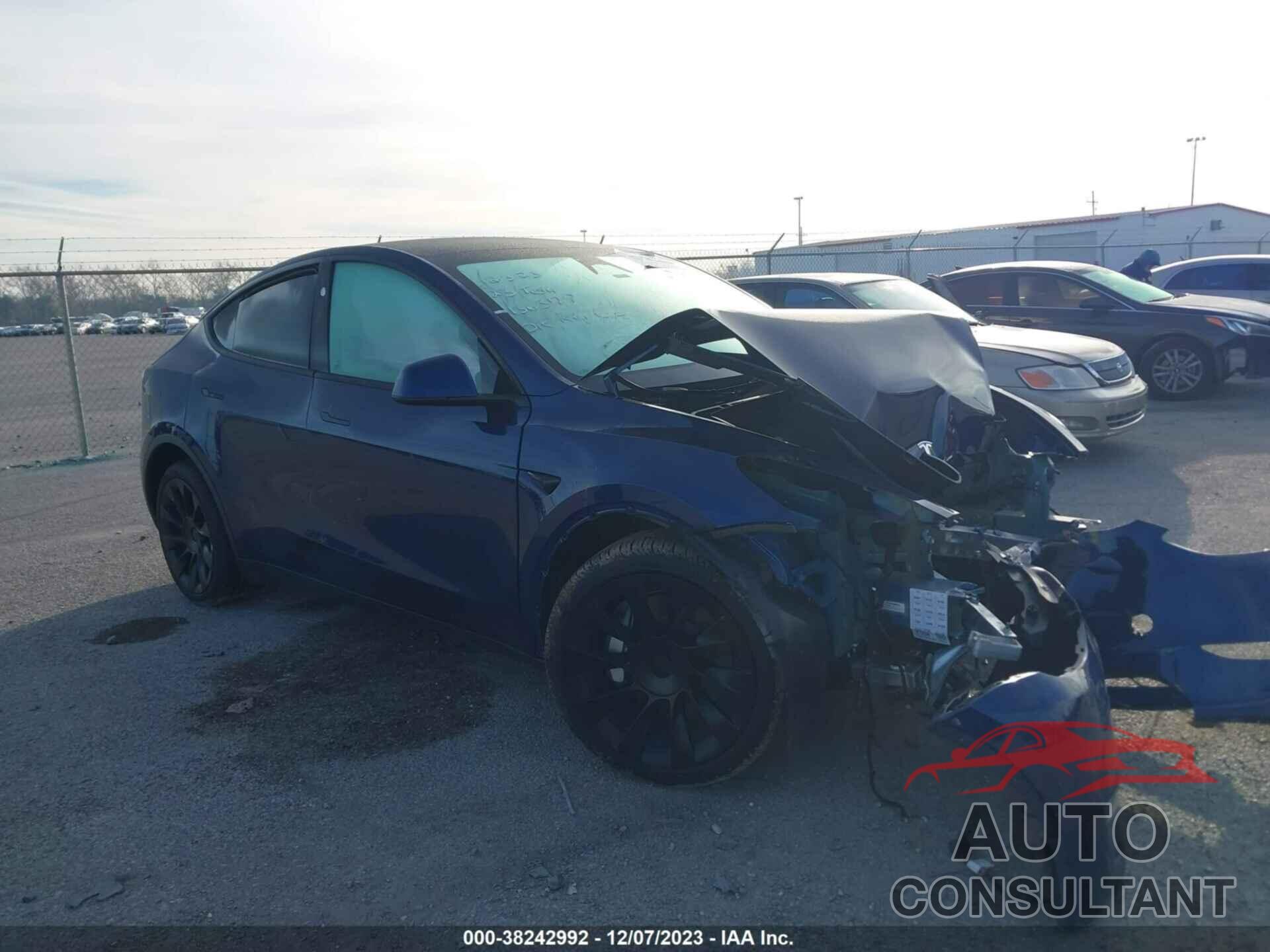 TESLA MODEL Y 2023 - 7SAYGDEE4PA136377