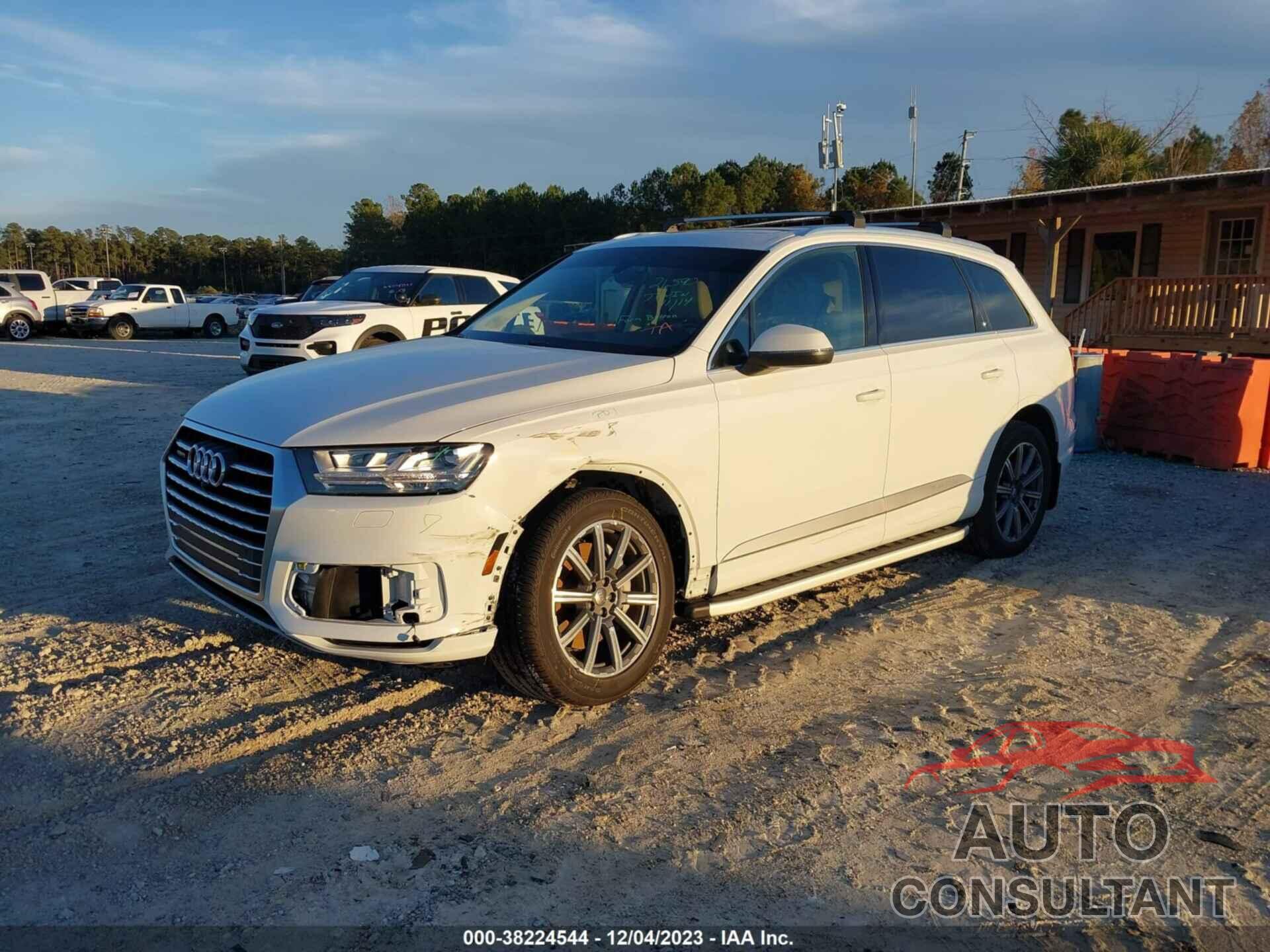 AUDI Q7 2019 - WA1LAAF71KD048388