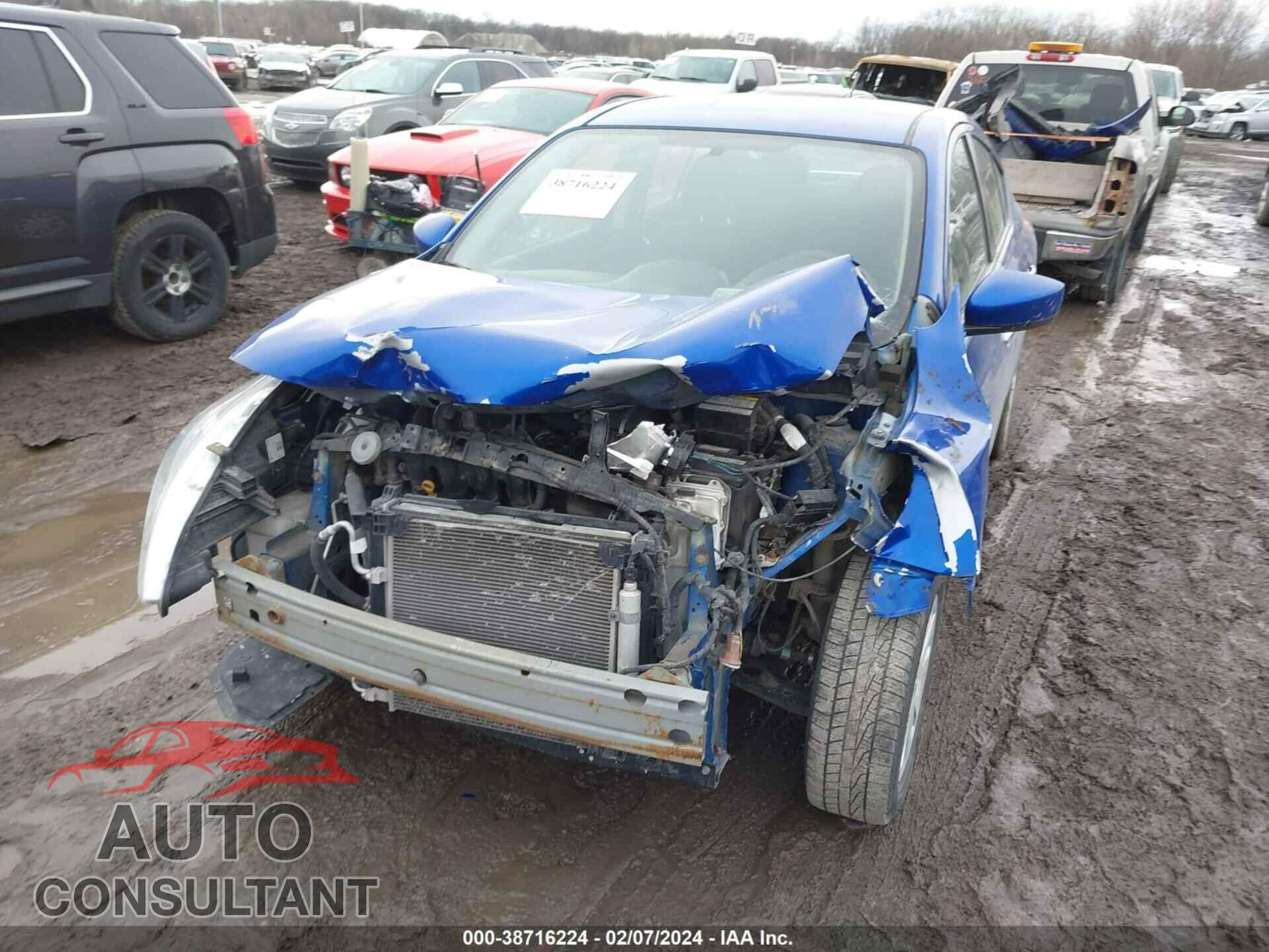 NISSAN VERSA 2017 - 3N1CN7AP3HL893205
