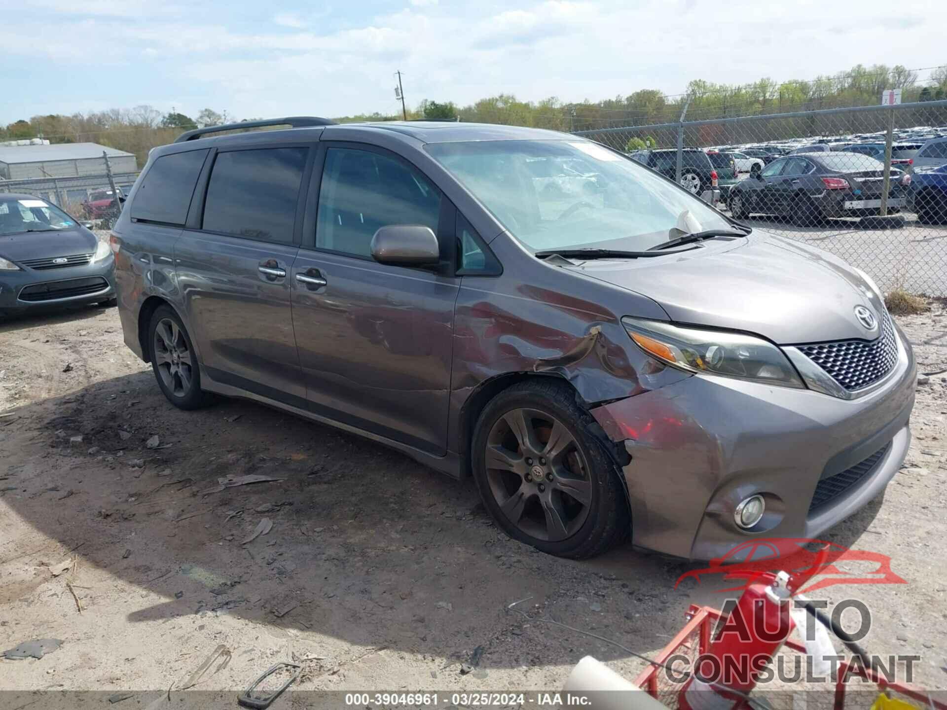 TOYOTA SIENNA 2016 - 5TDXK3DC9GS726994