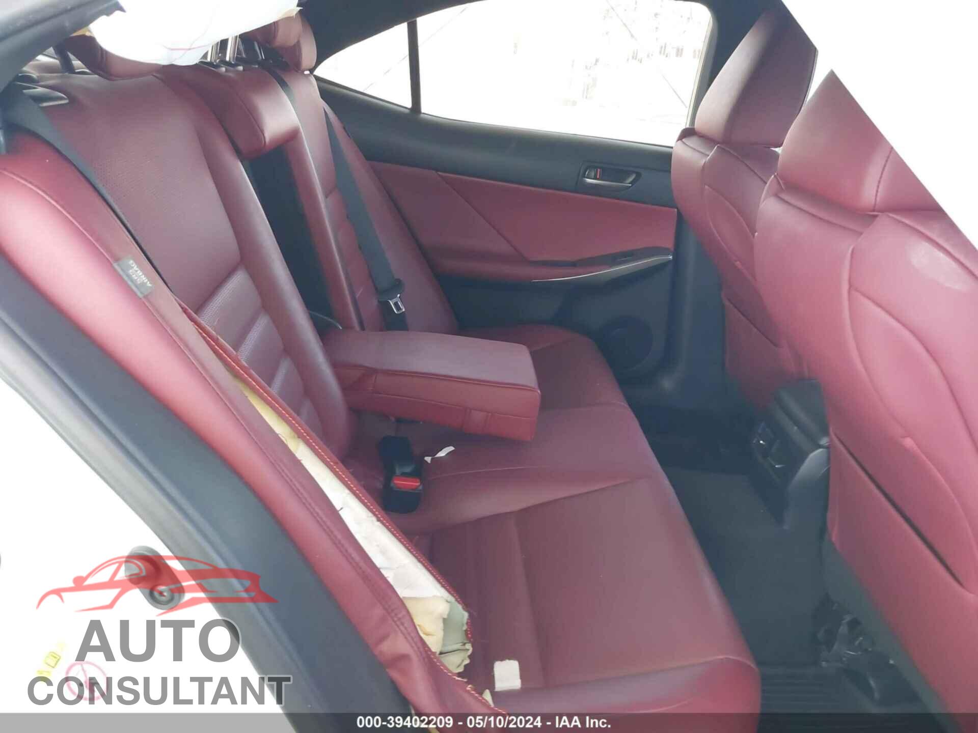 LEXUS IS 2017 - JTHBA1D29H5052862