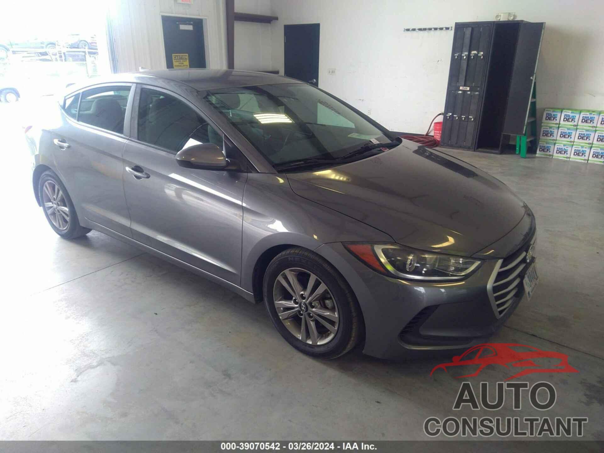 HYUNDAI ELANTRA 2018 - 5NPD84LF5JH381365