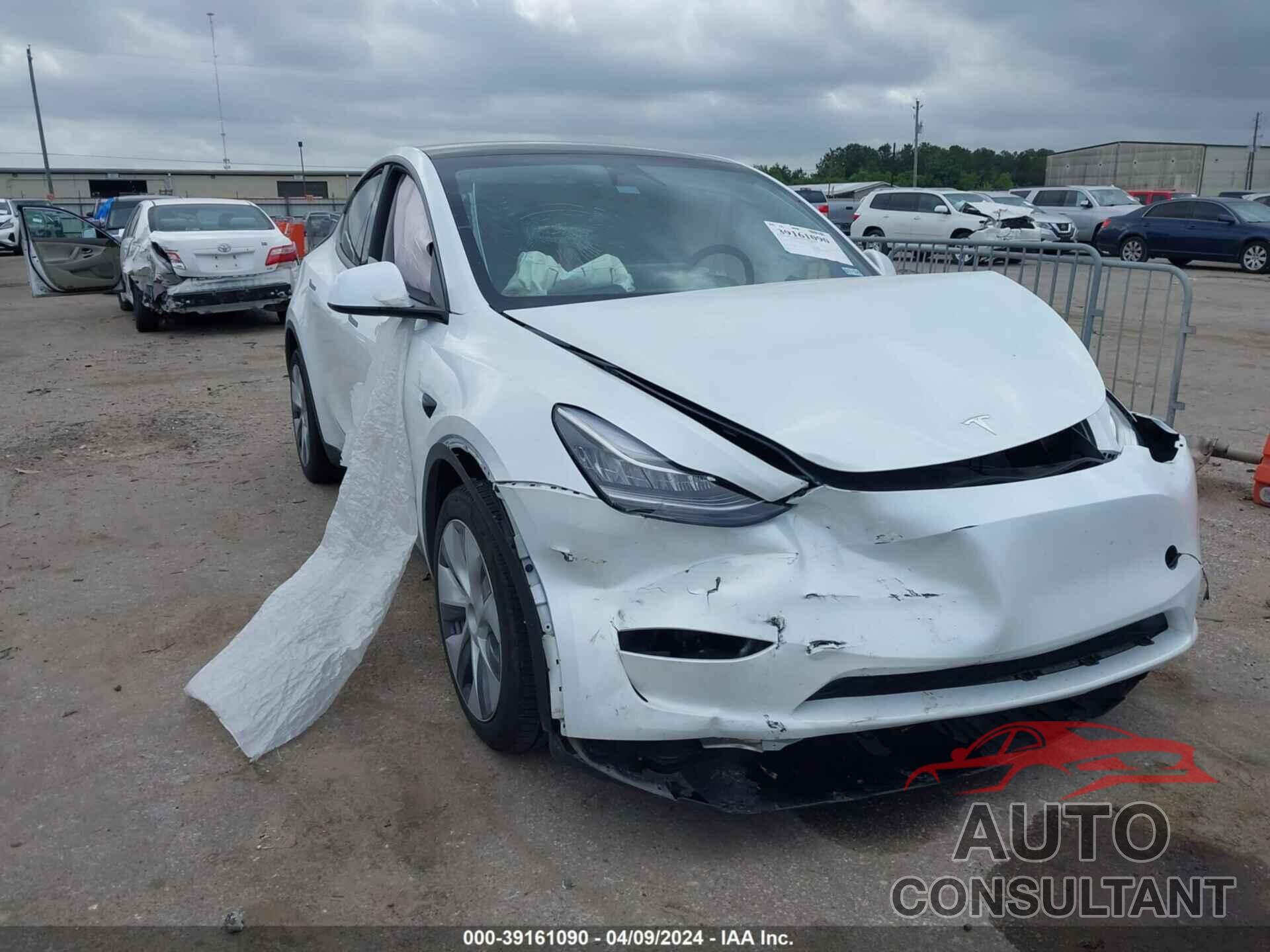 TESLA MODEL Y 2023 - 7SAYGDEE2PA159379