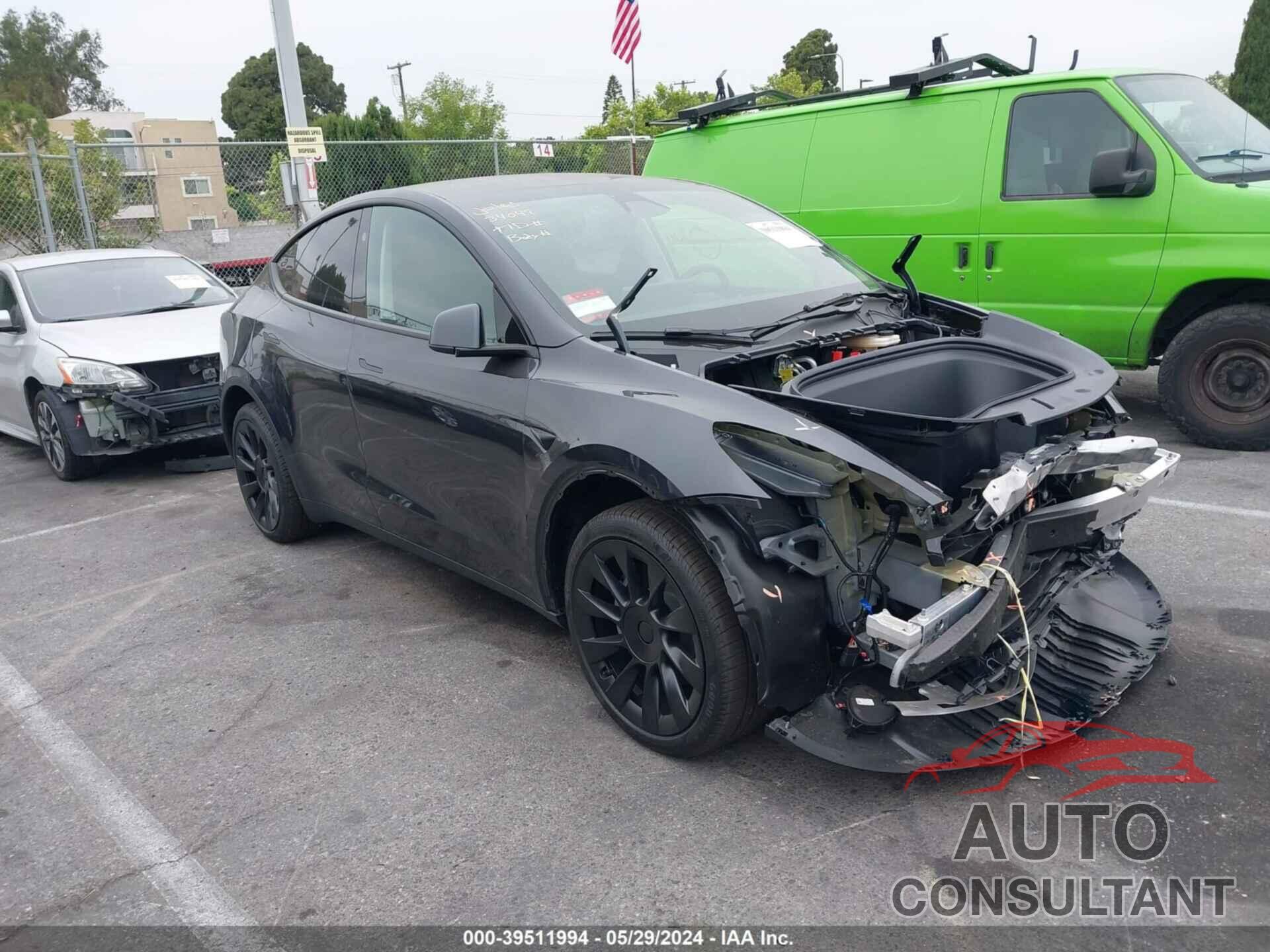 TESLA MODEL Y 2024 - 7SAYGDED8RF050616