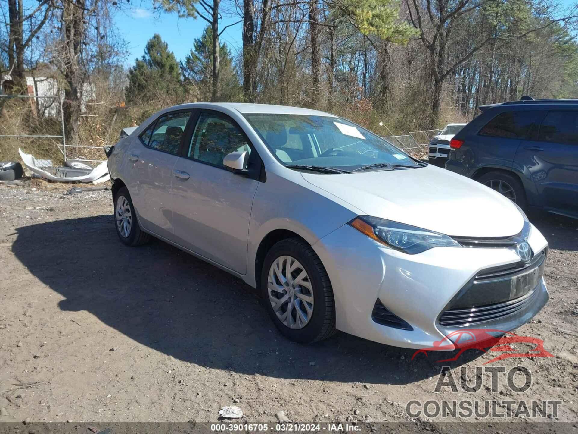 TOYOTA COROLLA 2018 - 2T1BURHE2JC099347
