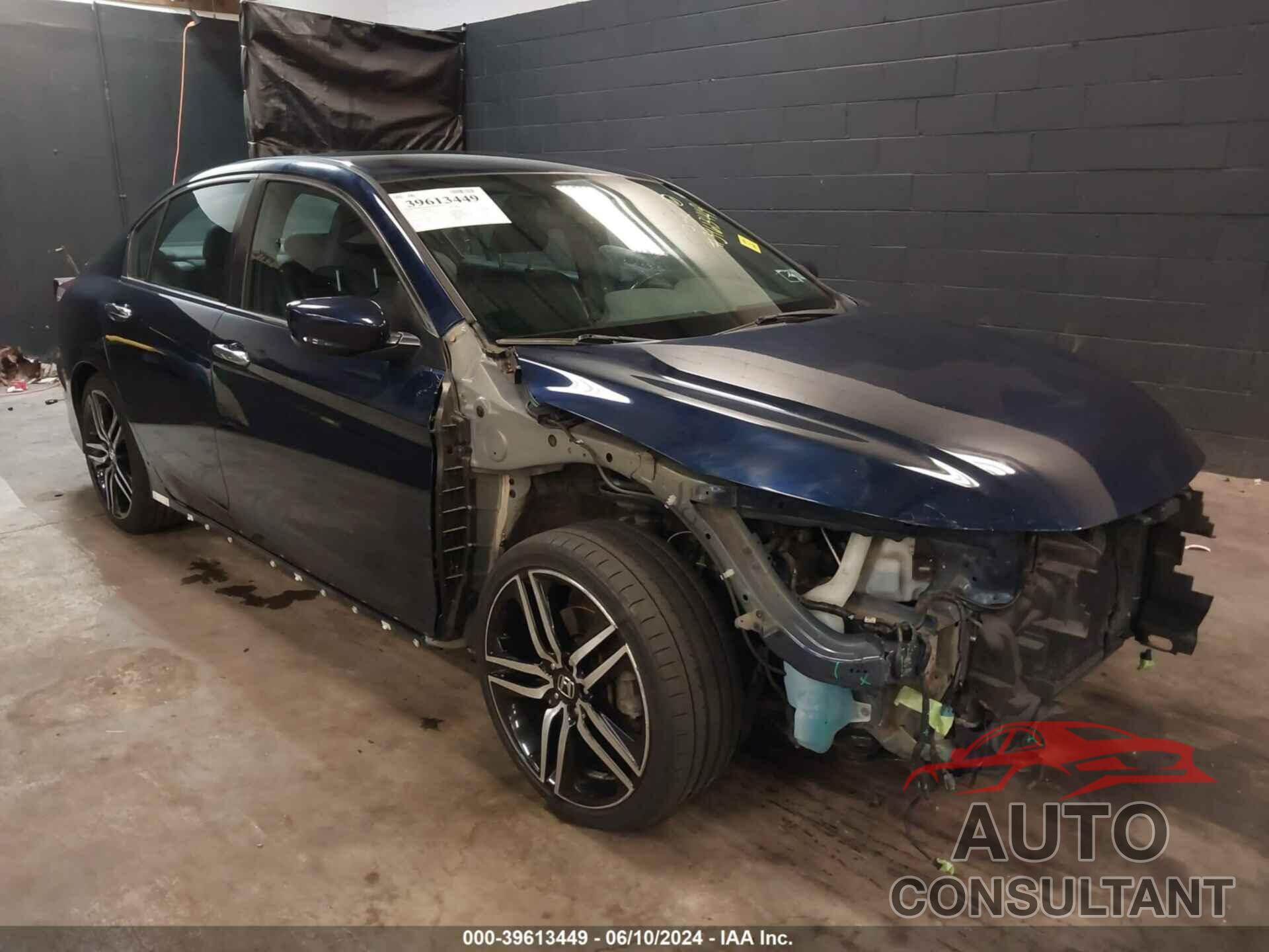 HONDA ACCORD 2017 - 1HGCR2F56HA268270