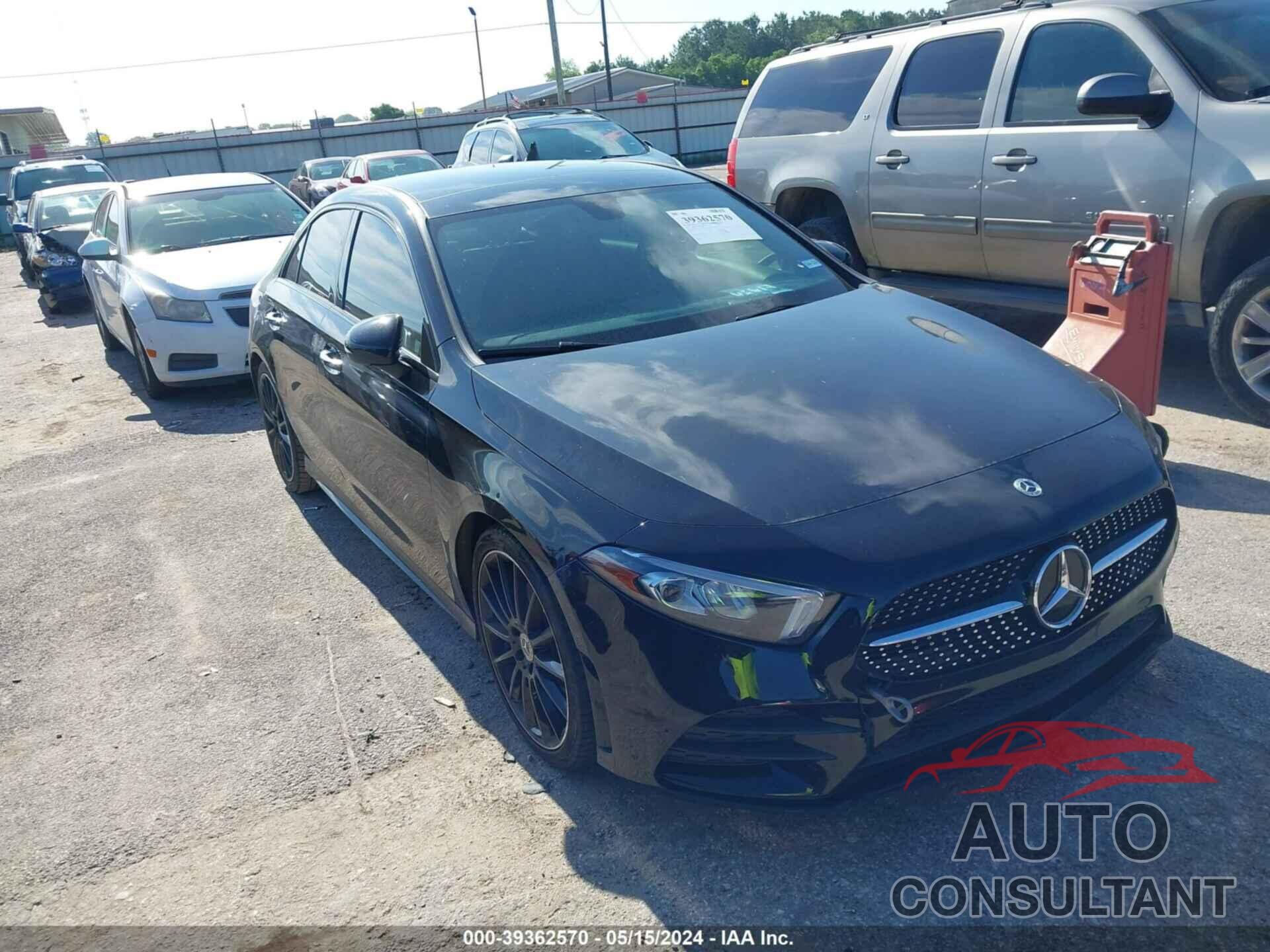 MERCEDES-BENZ A 220 2022 - W1K3G4EB0NJ356613