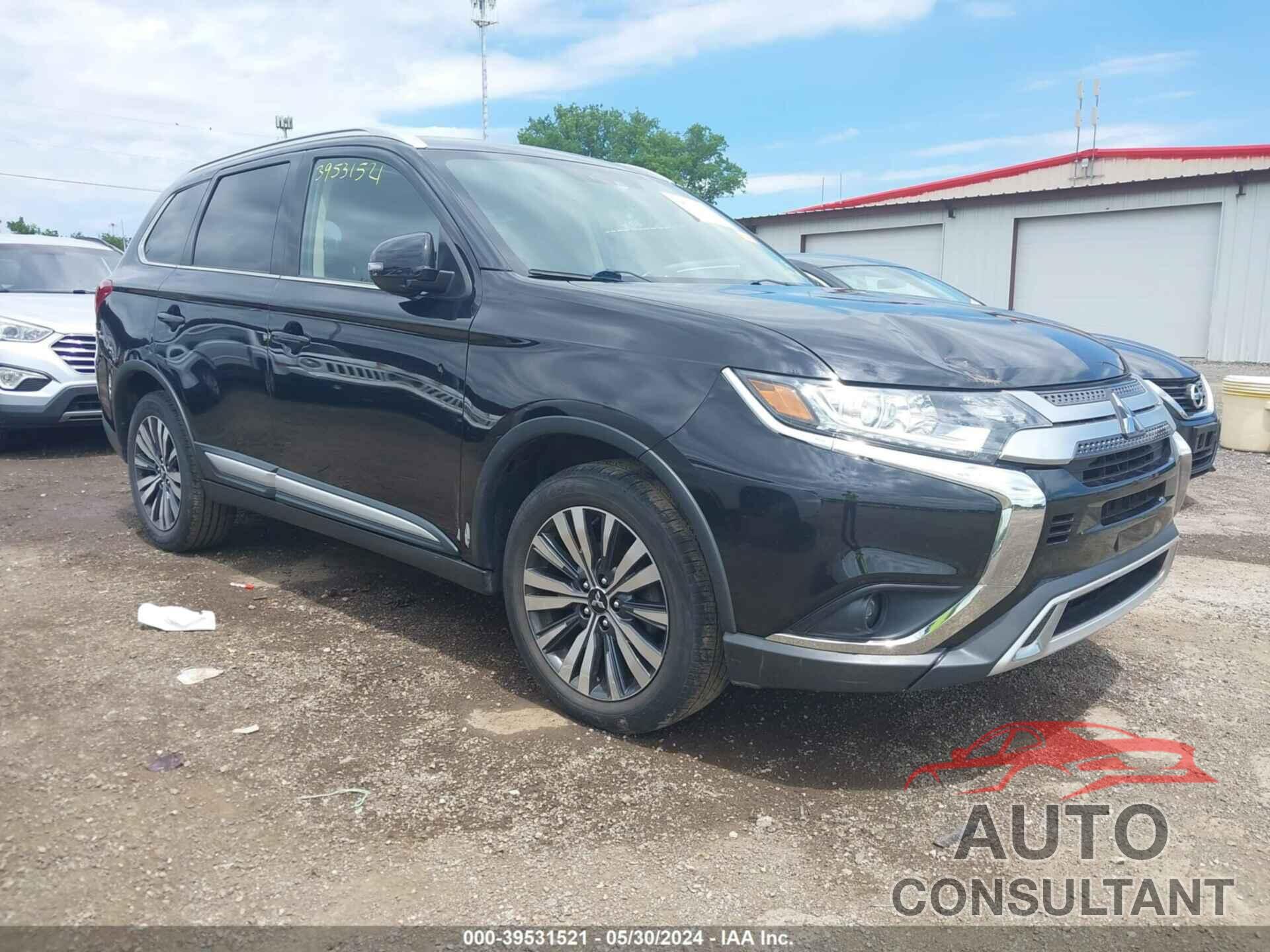 MITSUBISHI OUTLANDER 2019 - JA4AD3A39KZ038919