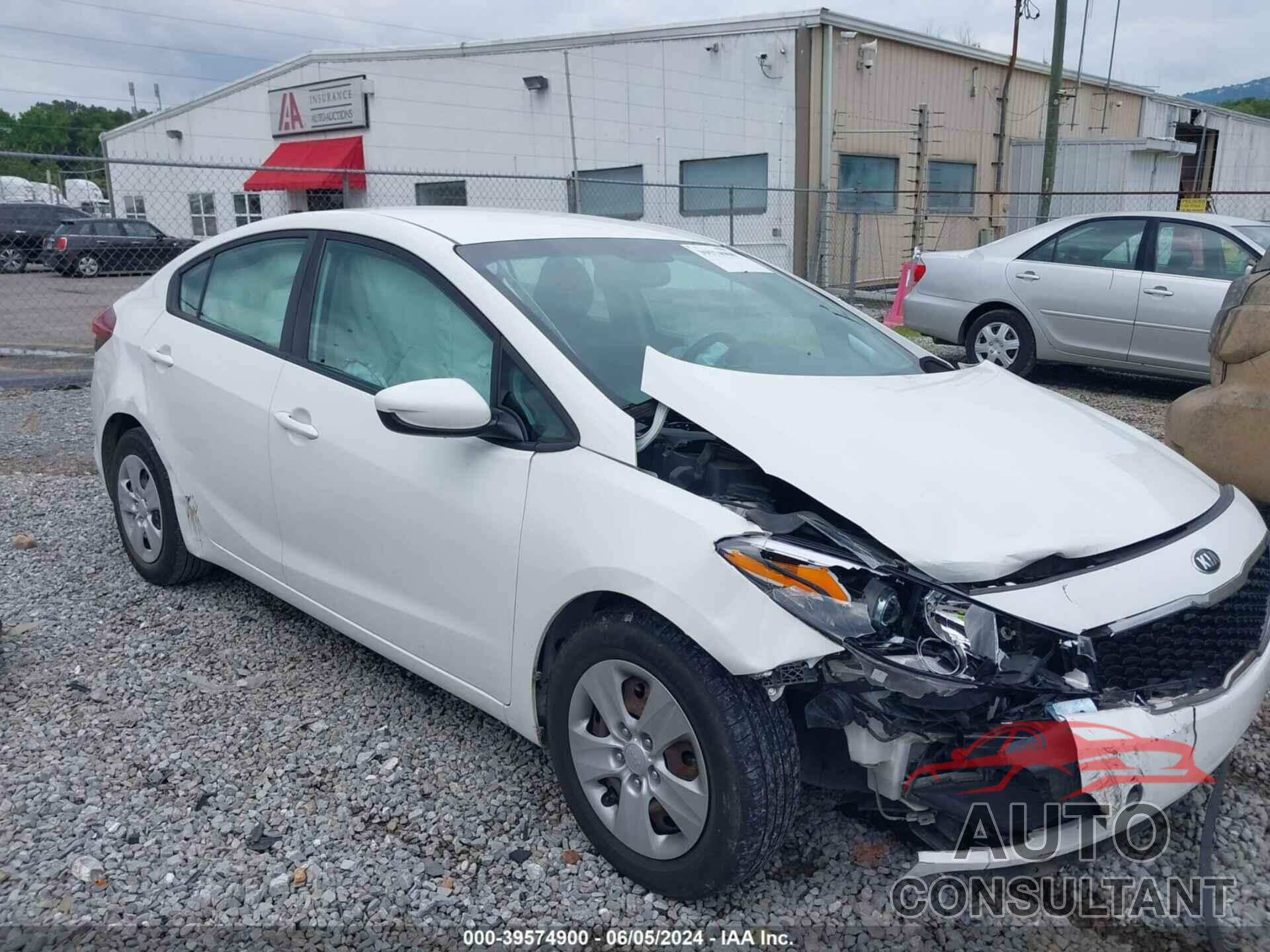 KIA FORTE 2018 - 3KPFK4A76JE202521