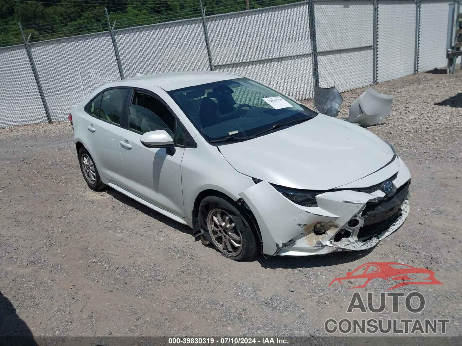 TOYOTA COROLLA 2022 - JTDEAMDE5NJ039619