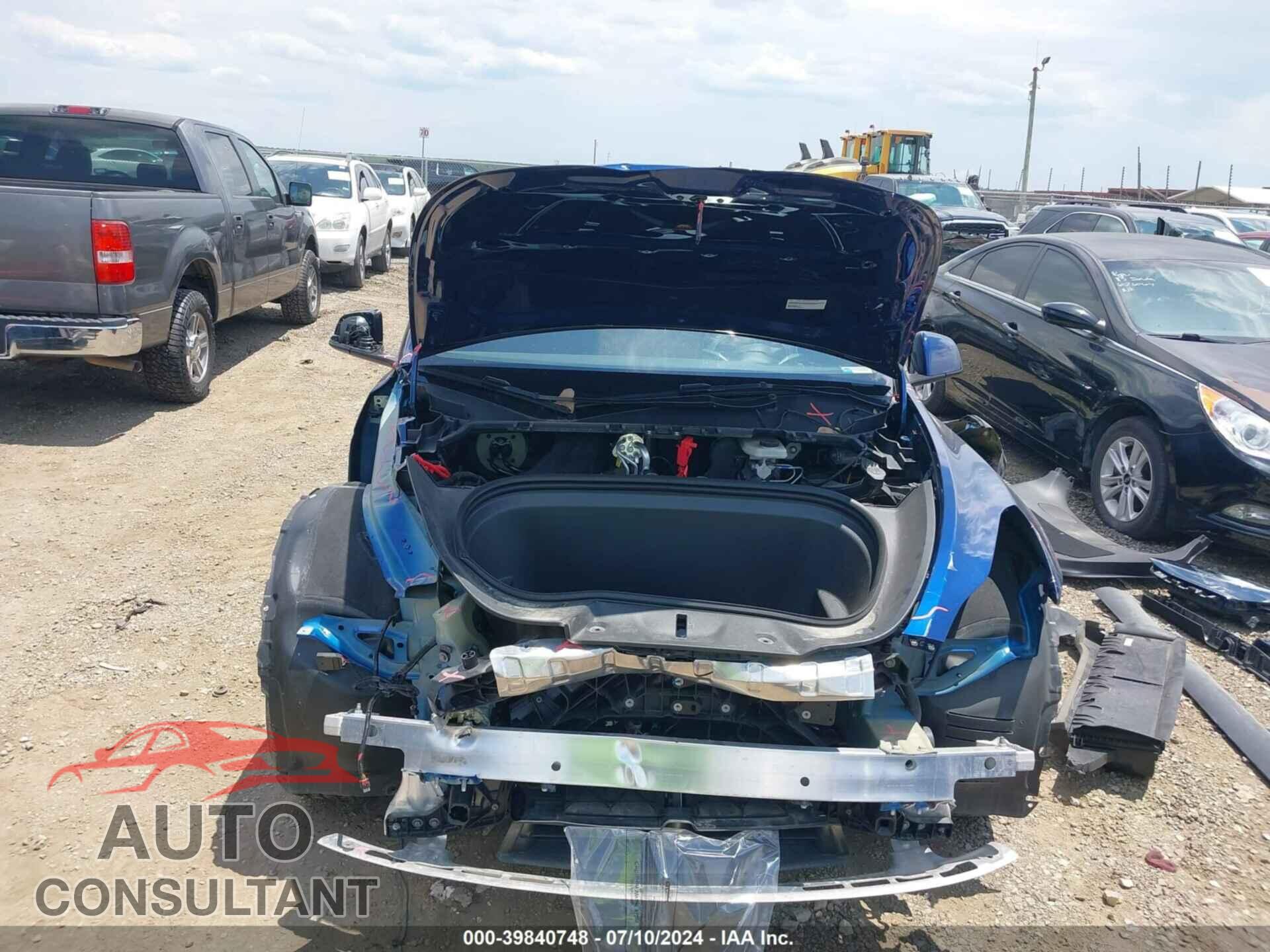 TESLA MODEL Y 2023 - 7SAYGDEE2PF885715