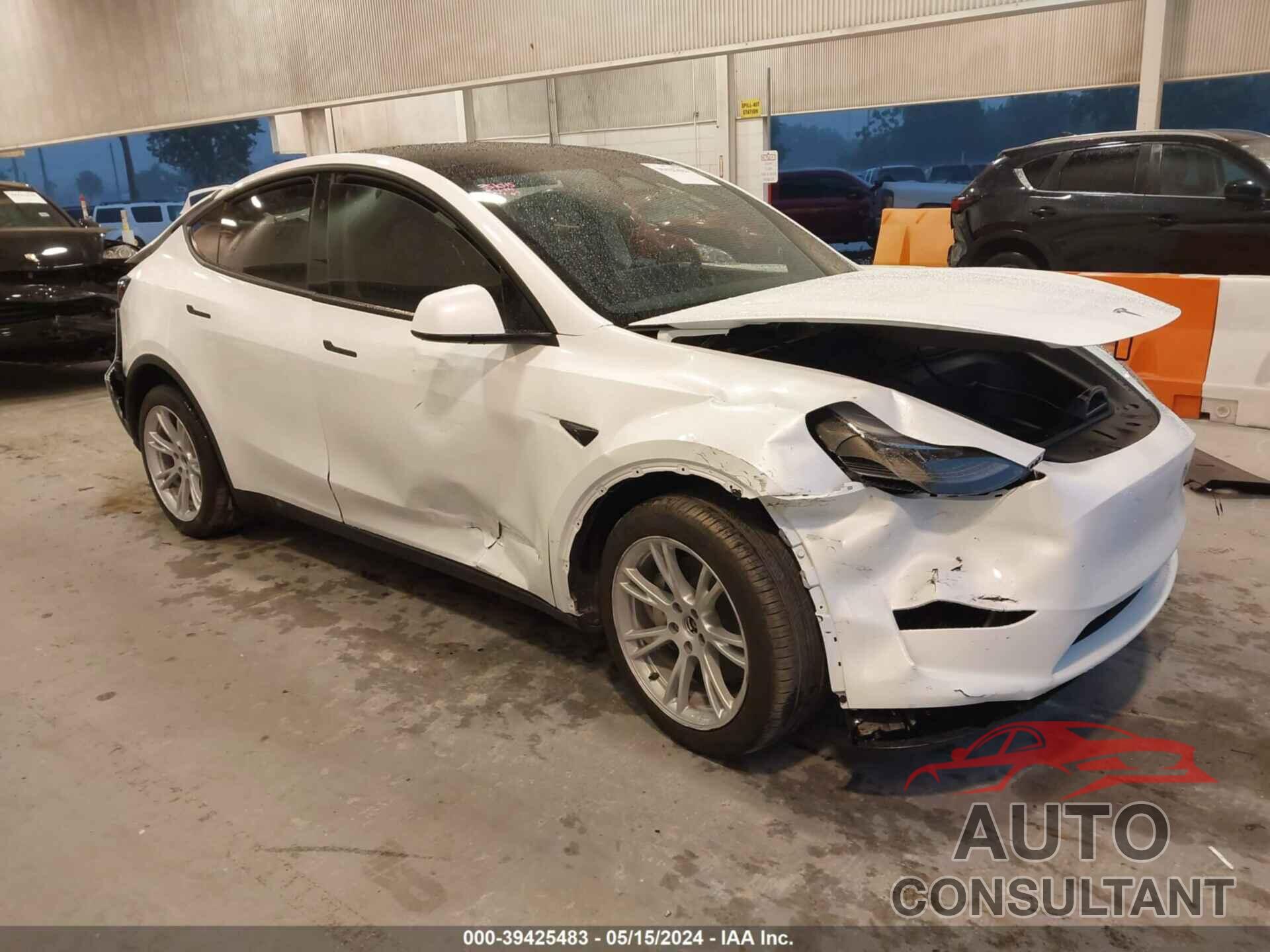 TESLA MODEL Y 2023 - 7SAYGDEE3PA206757