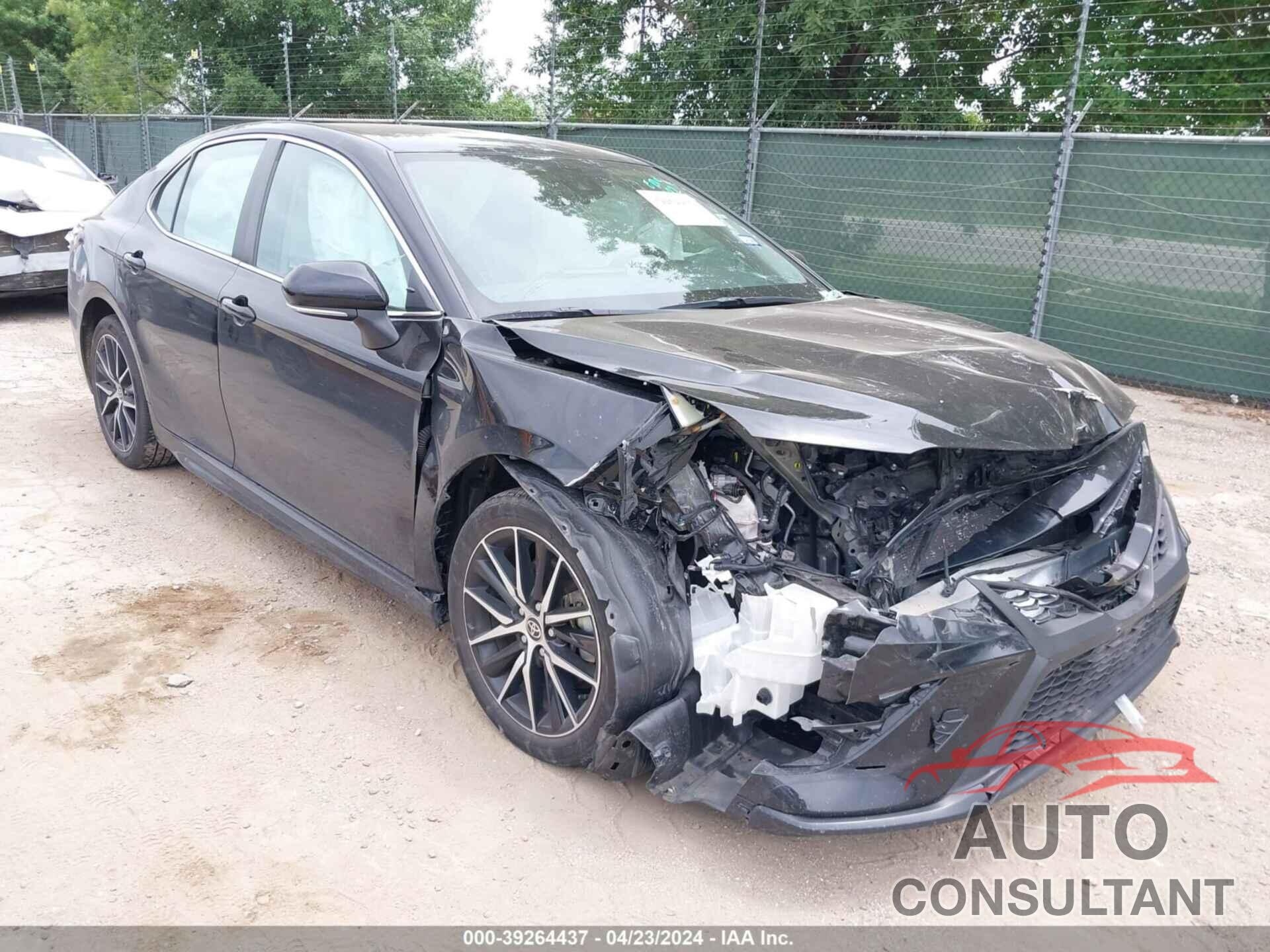 TOYOTA CAMRY 2023 - 4T1G11AK2PU766750