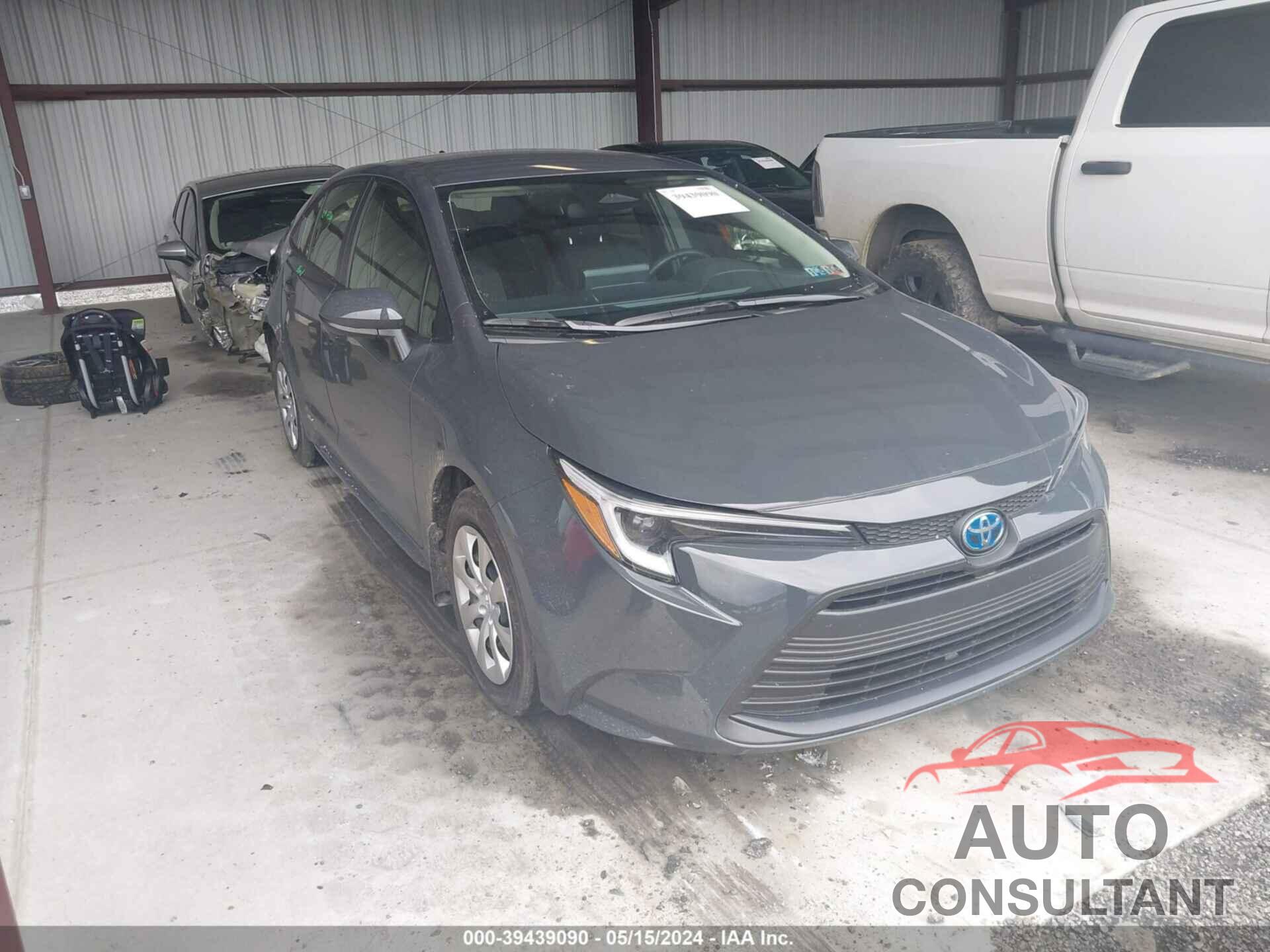 TOYOTA COROLLA 2024 - JTDBDMHE4R3011499