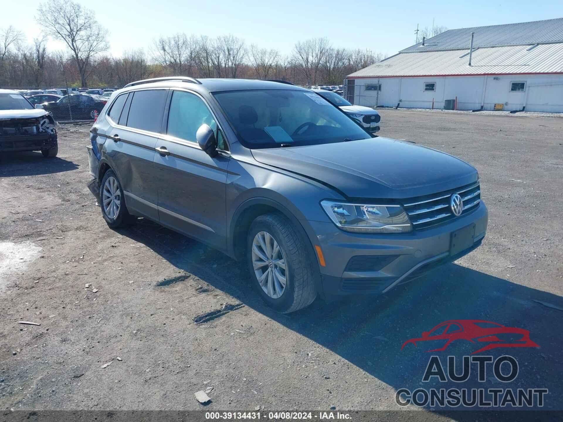 VOLKSWAGEN TIGUAN 2018 - 3VV2B7AXXJM042019