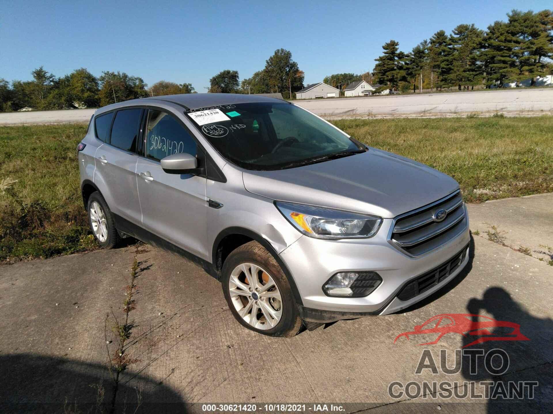 FORD ESCAPE 2017 - 1FMCU9GD1HUE39318