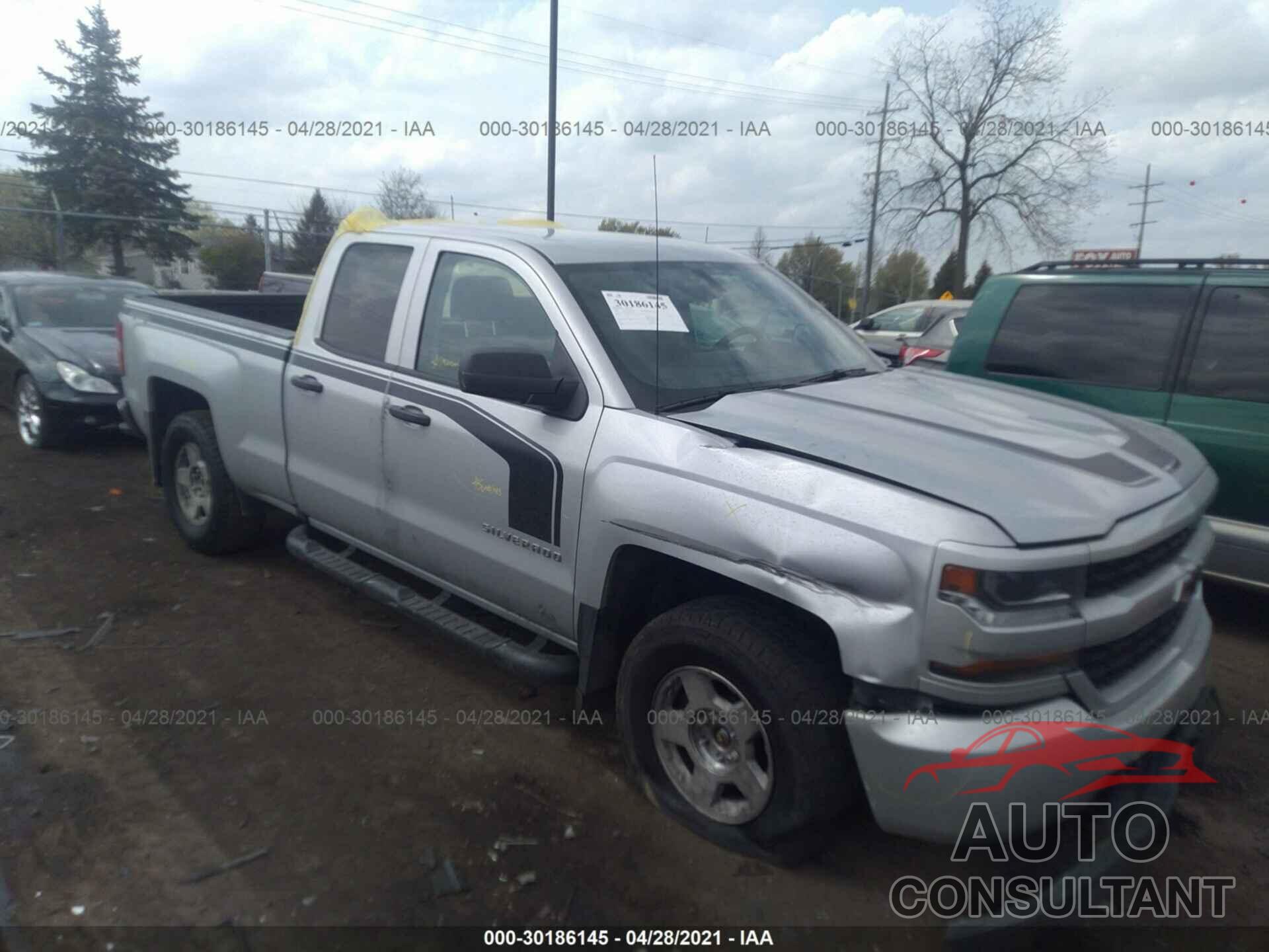CHEVROLET SILVERADO 1500 2018 - 1GCVKPEC9JZ135129