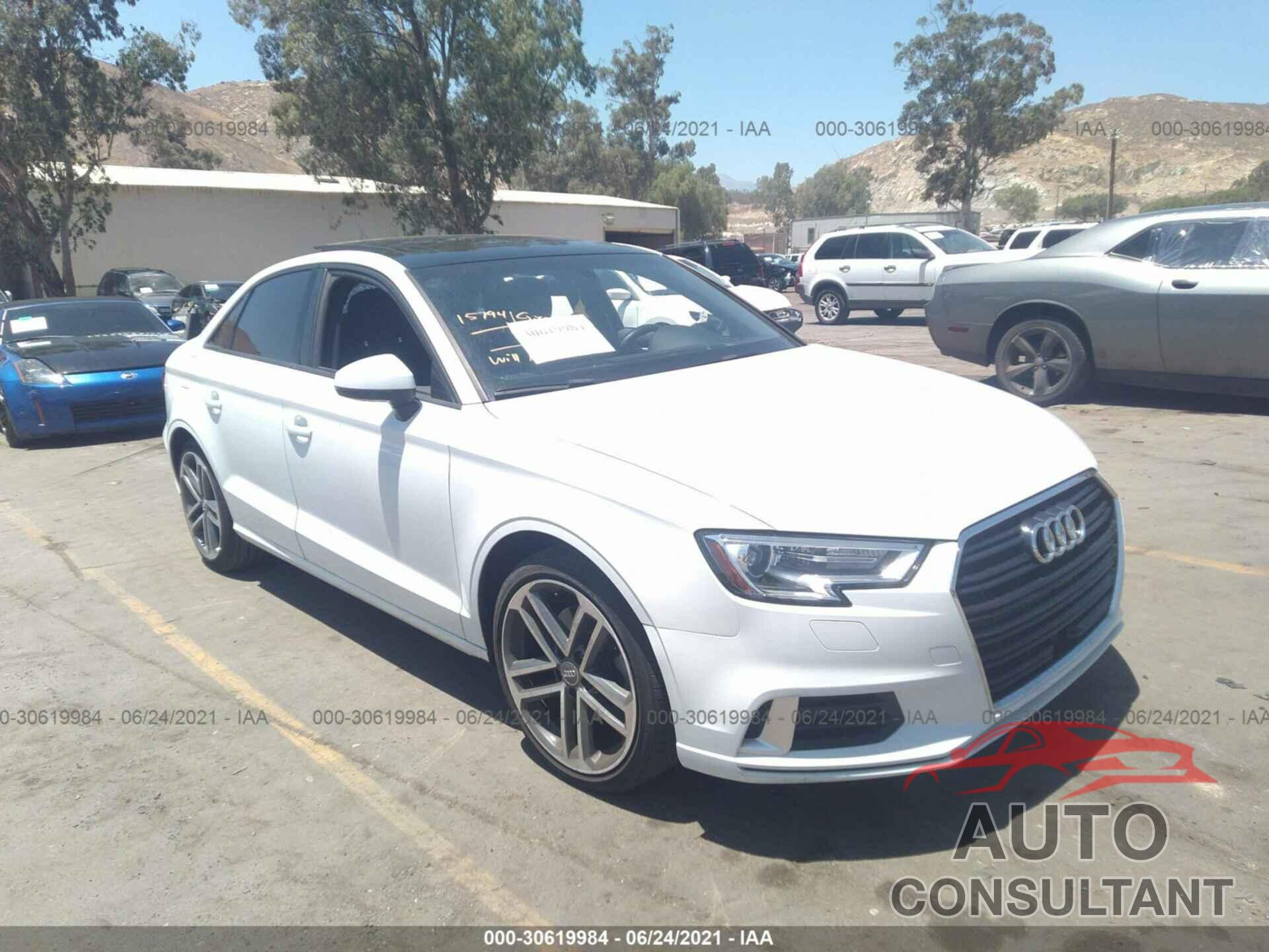 AUDI A3 SEDAN 2017 - WAUAUGFFXH1039002