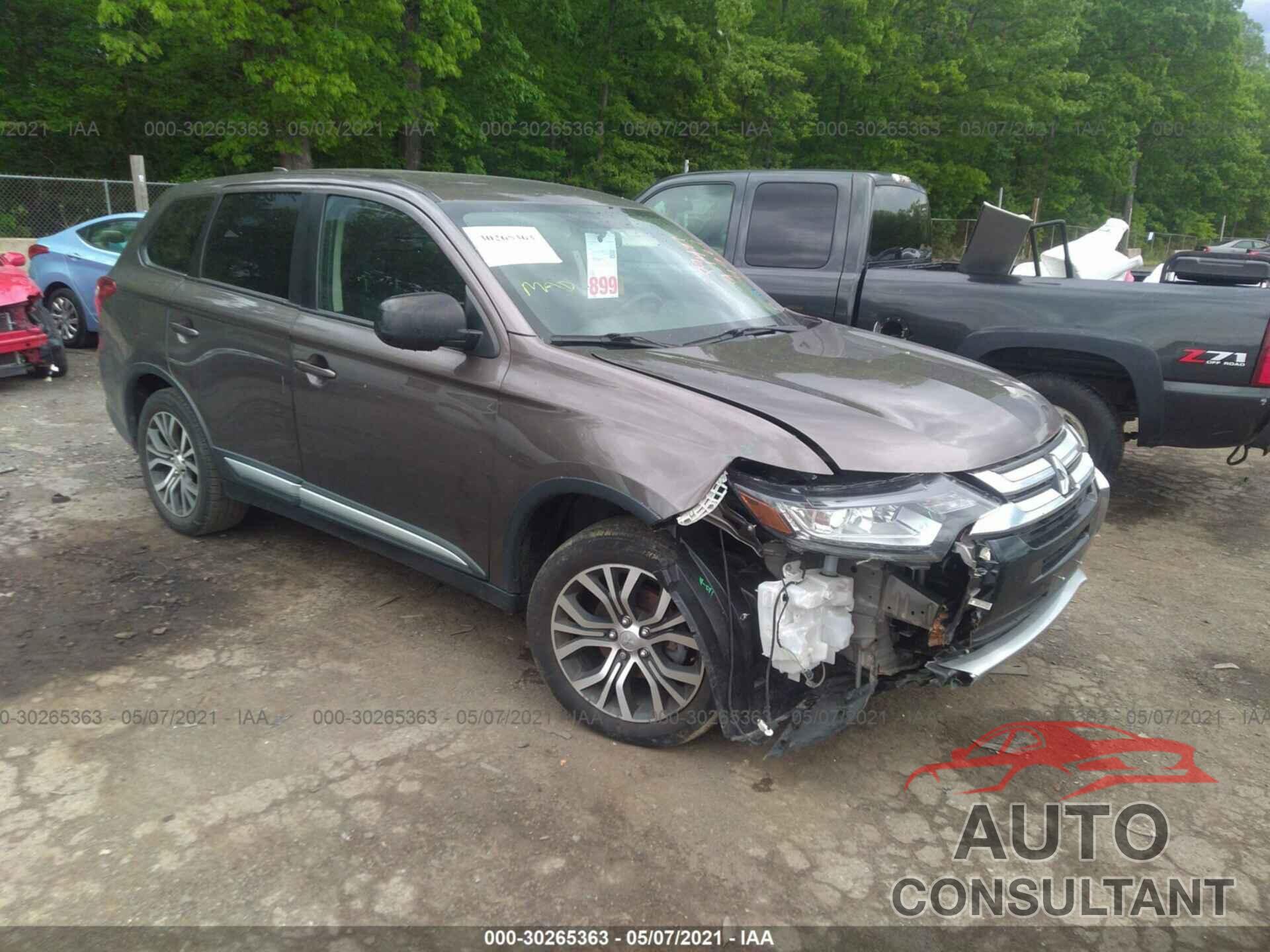 MITSUBISHI OUTLANDER 2018 - JA4AD2A39JZ054921