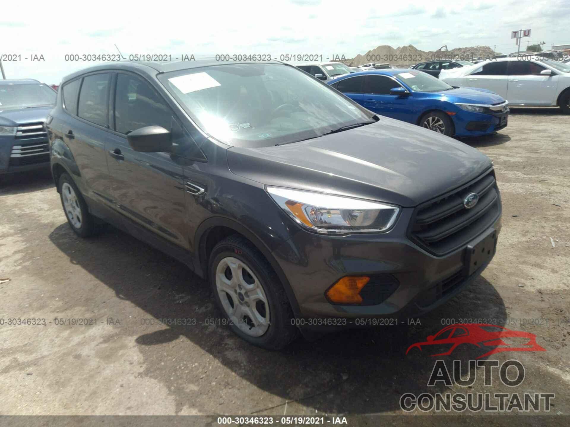 FORD ESCAPE 2017 - 1FMCU0F79HUD93101