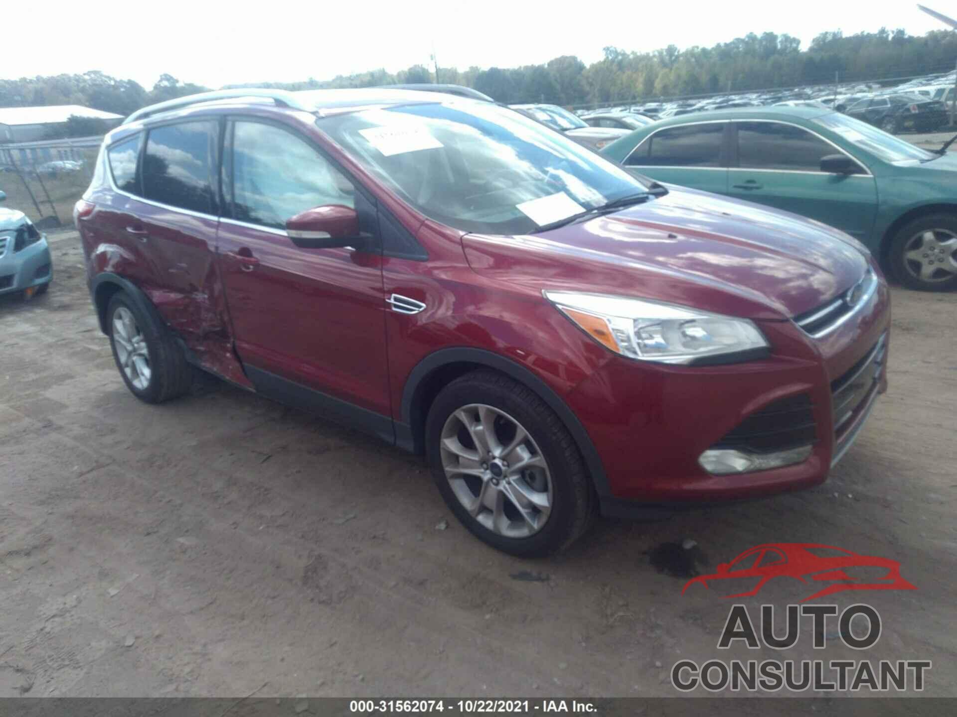 FORD ESCAPE 2016 - 1FMCU0J95GUB01256