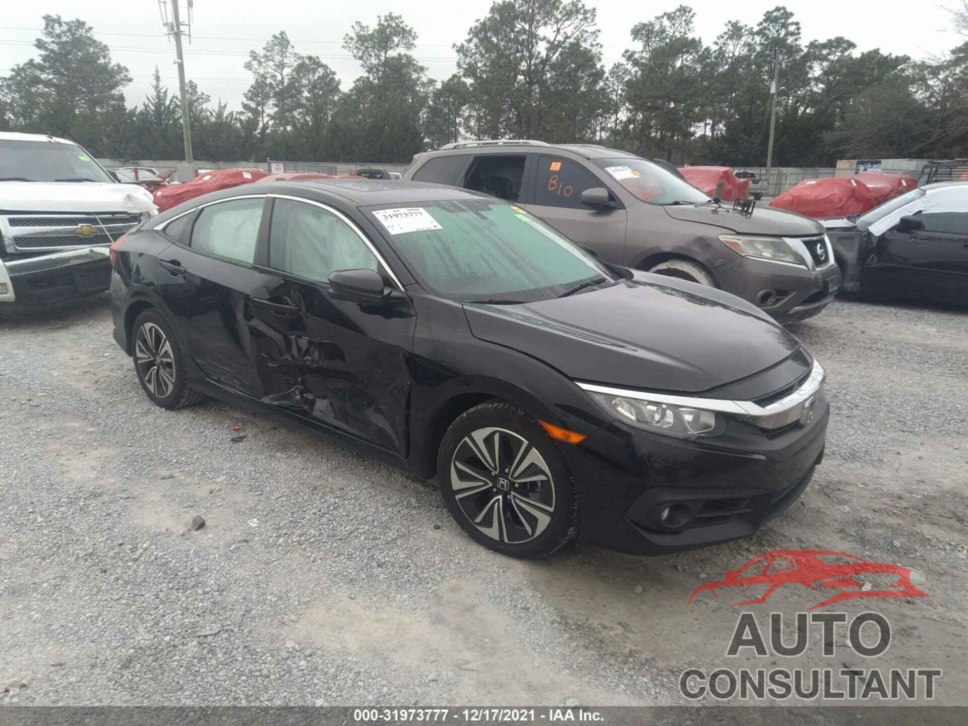 HONDA CIVIC SEDAN 2017 - 19XFC1F75HE010280