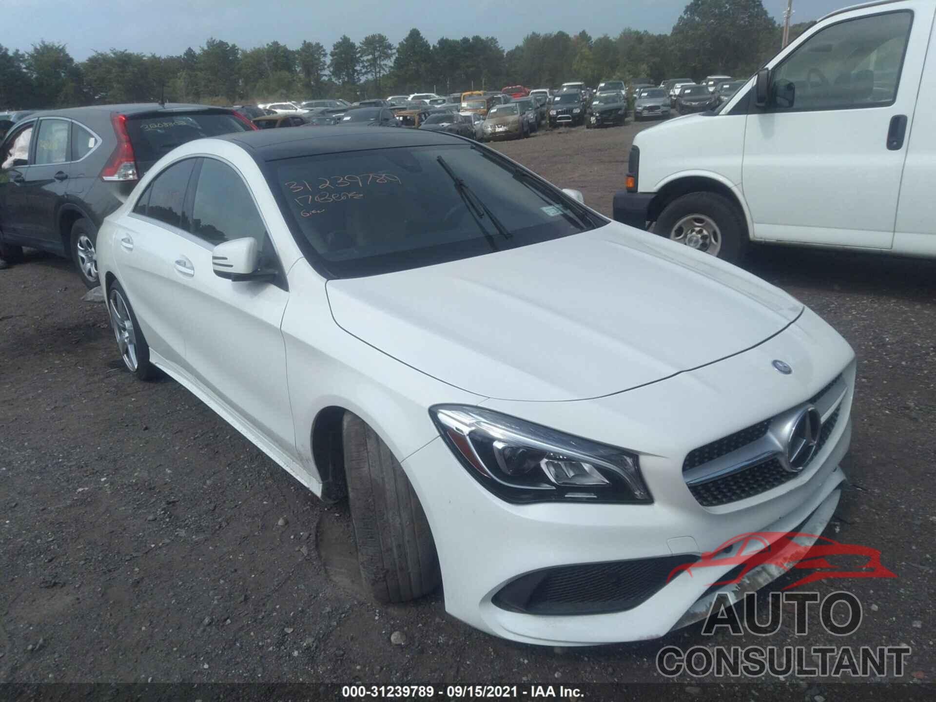 MERCEDES-BENZ CLA 2017 - WDDSJ4GB4HN408820