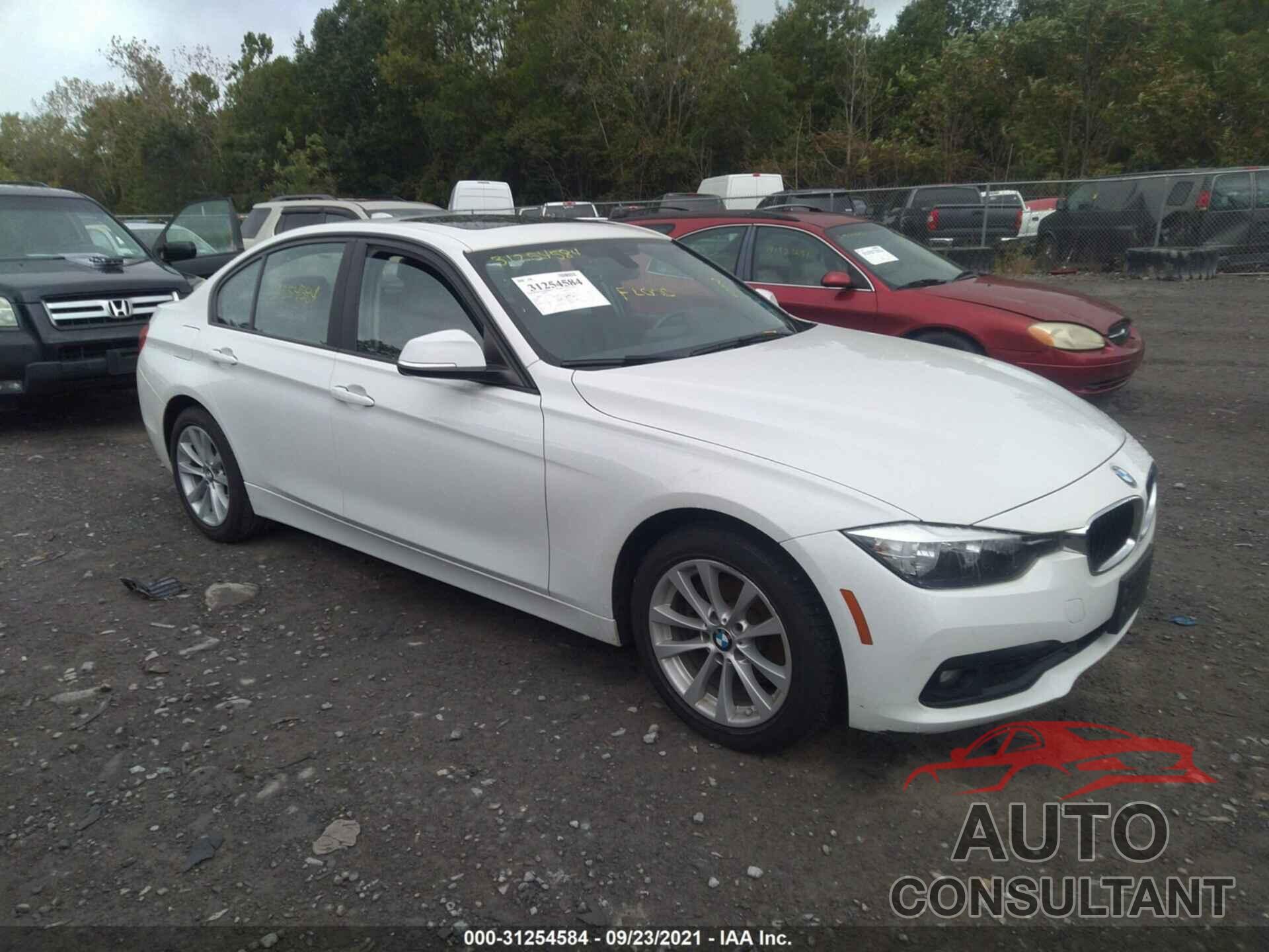 BMW 3 SERIES 2016 - WBA8A3C52GK689530