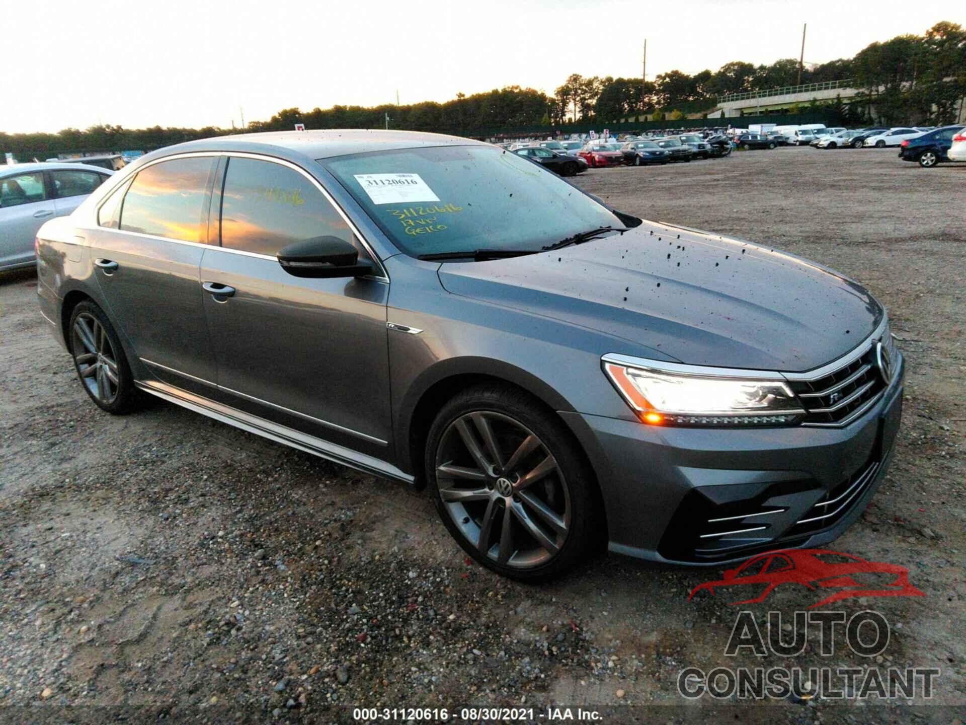 VOLKSWAGEN PASSAT 2017 - 1VWDT7A3XHC054648