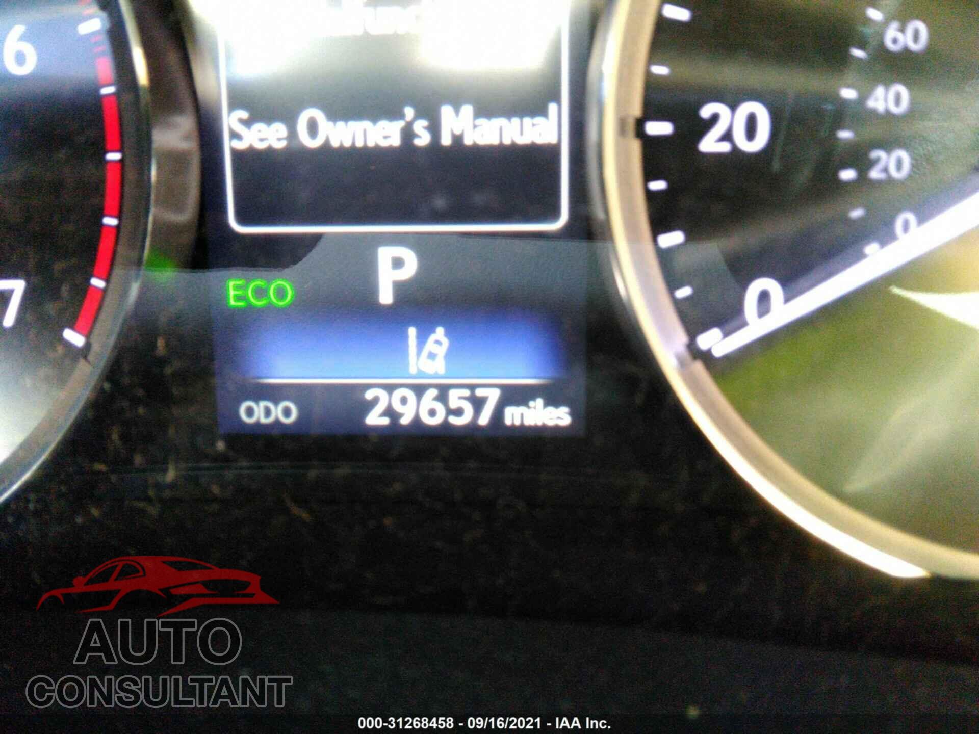 LEXUS IS 2017 - JTHBA1D22H5050211