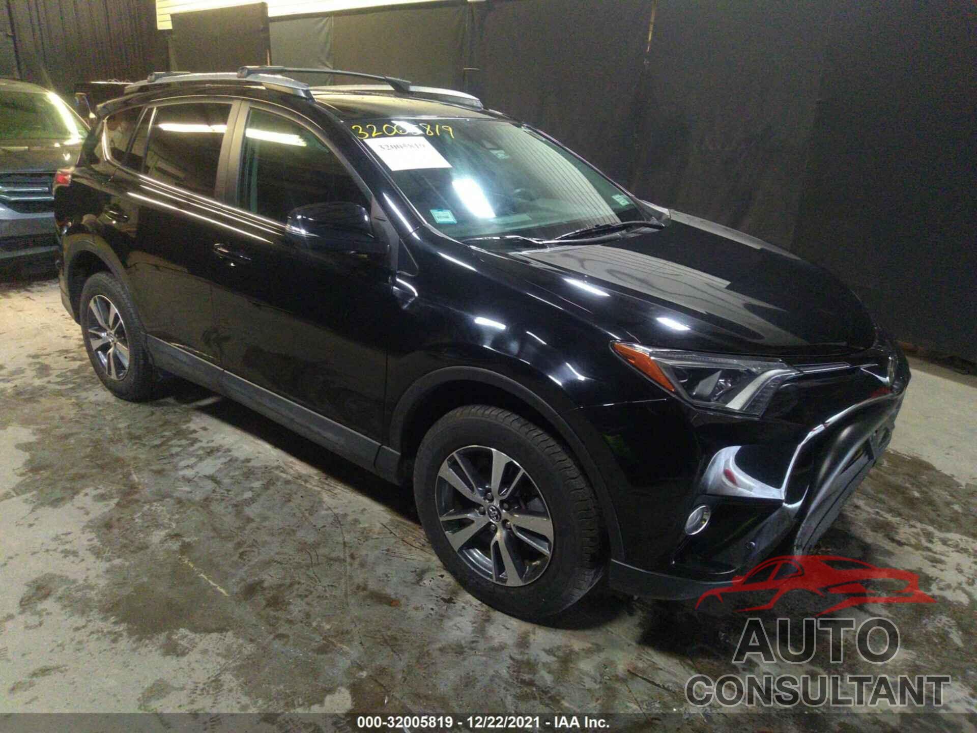 TOYOTA RAV4 2018 - 2T3RFREV9JW751724