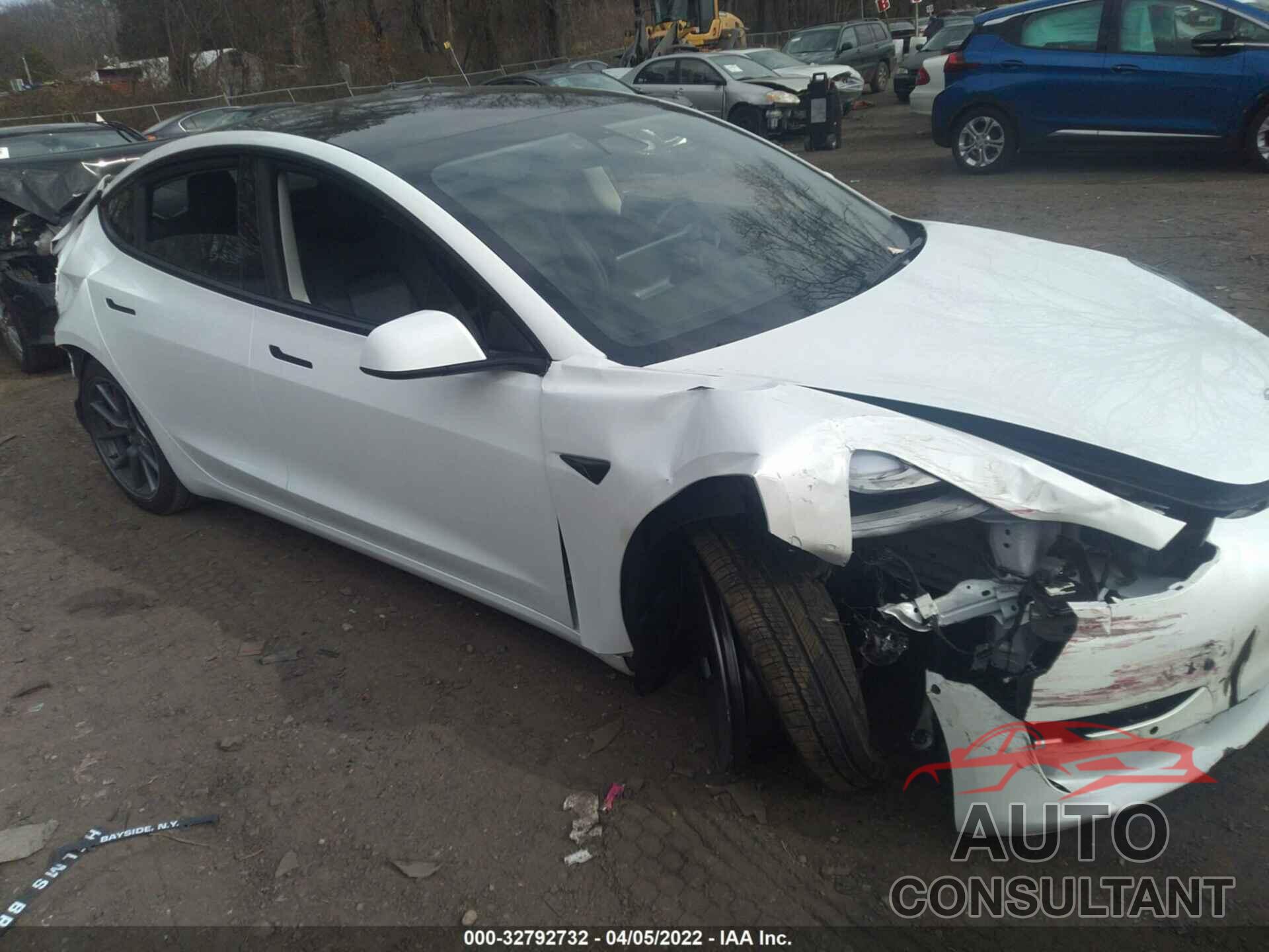 TESLA MODEL 3 2022 - 5YJ3E1EAXNF110570