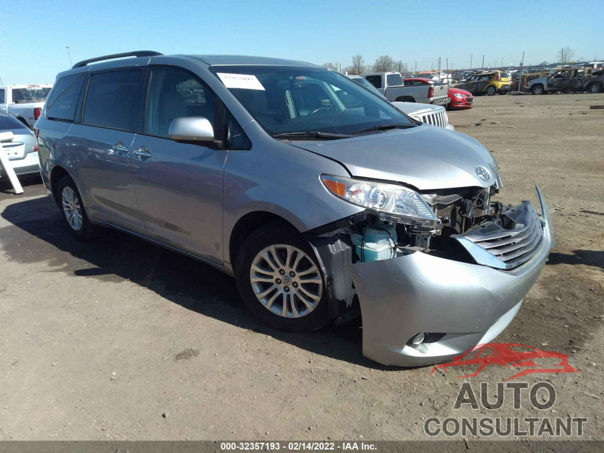 TOYOTA SIENNA 2017 - 5TDYZ3DC2HS805327