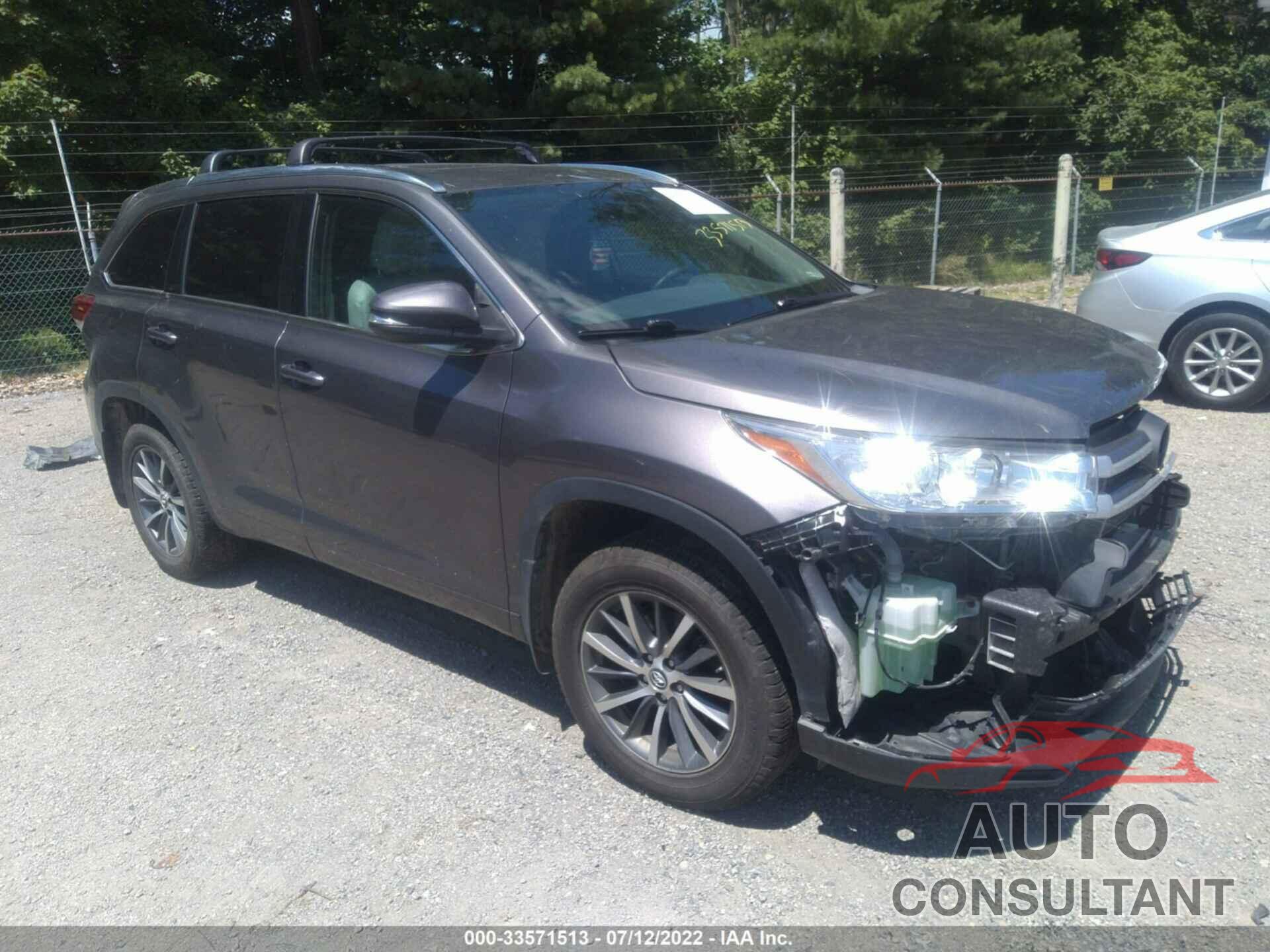 TOYOTA HIGHLANDER 2018 - 5TDJZRFHXJS886774