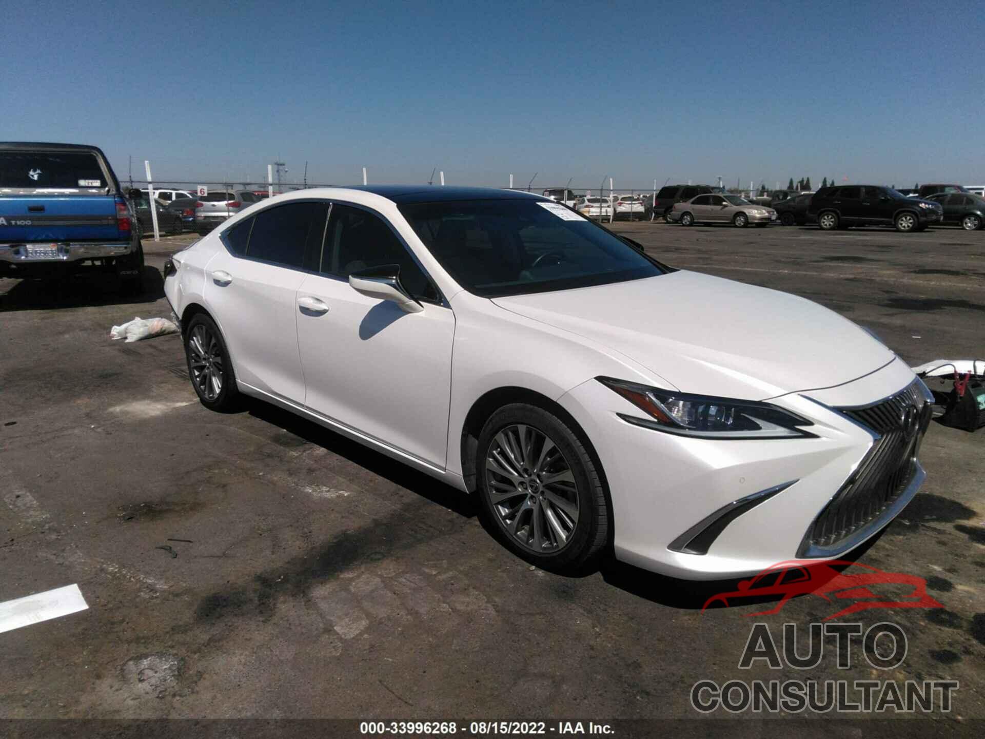 LEXUS ES 2019 - 58ABZ1B1XKU040743