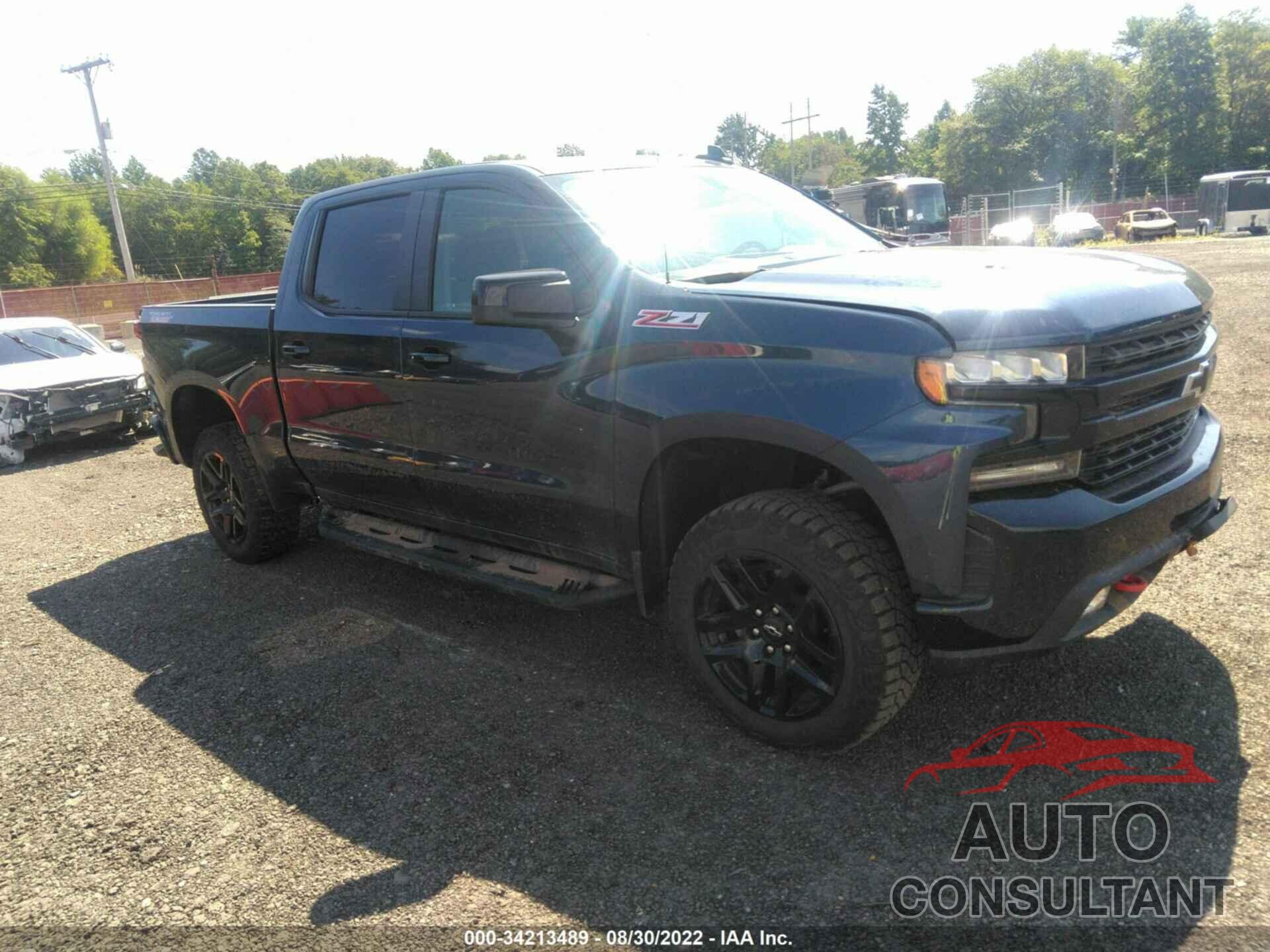 CHEVROLET SILVERADO 1500 2021 - 1GCPYFEL1MZ441019