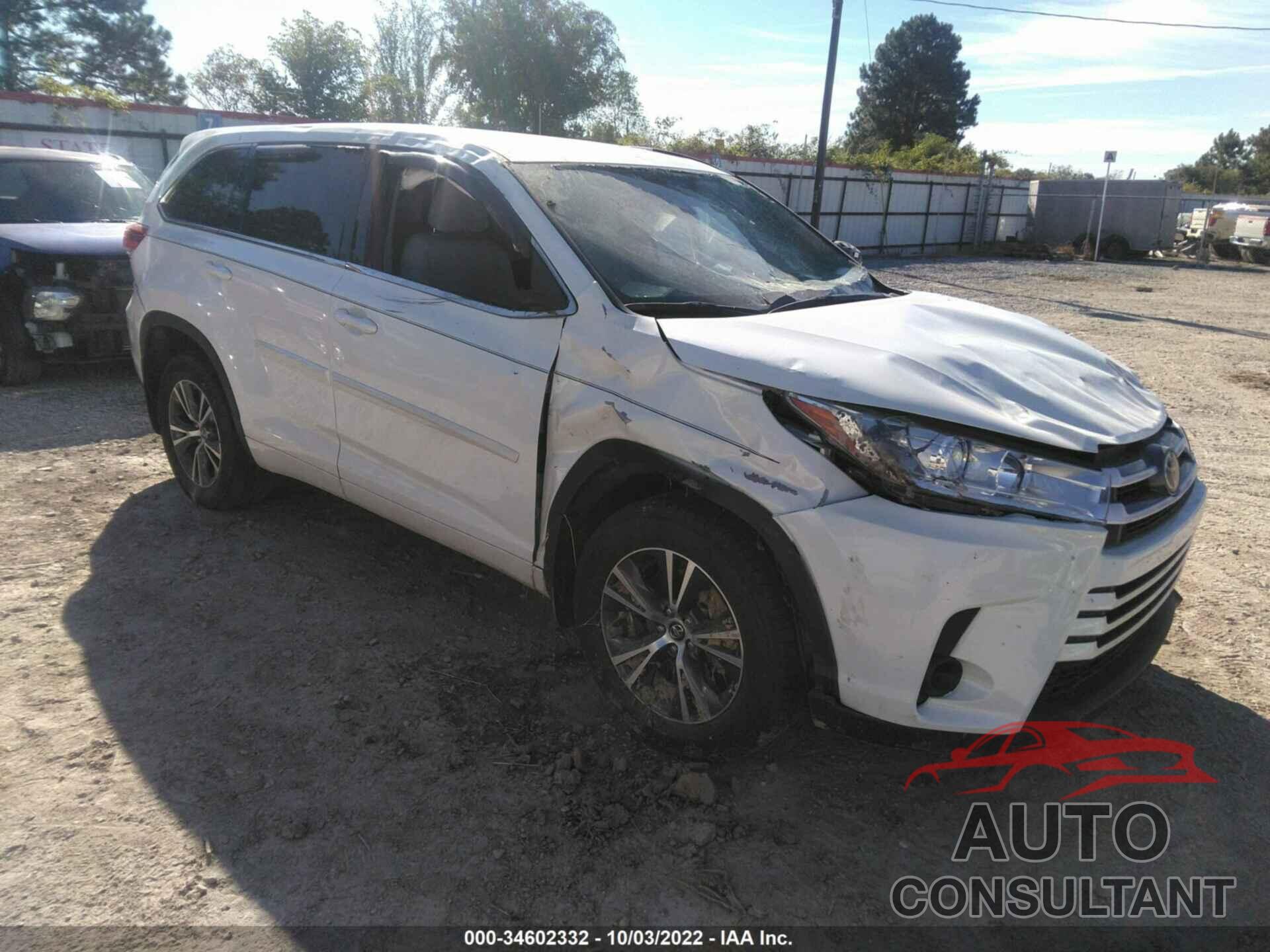 TOYOTA HIGHLANDER 2017 - 5TDZARFH3HS030219